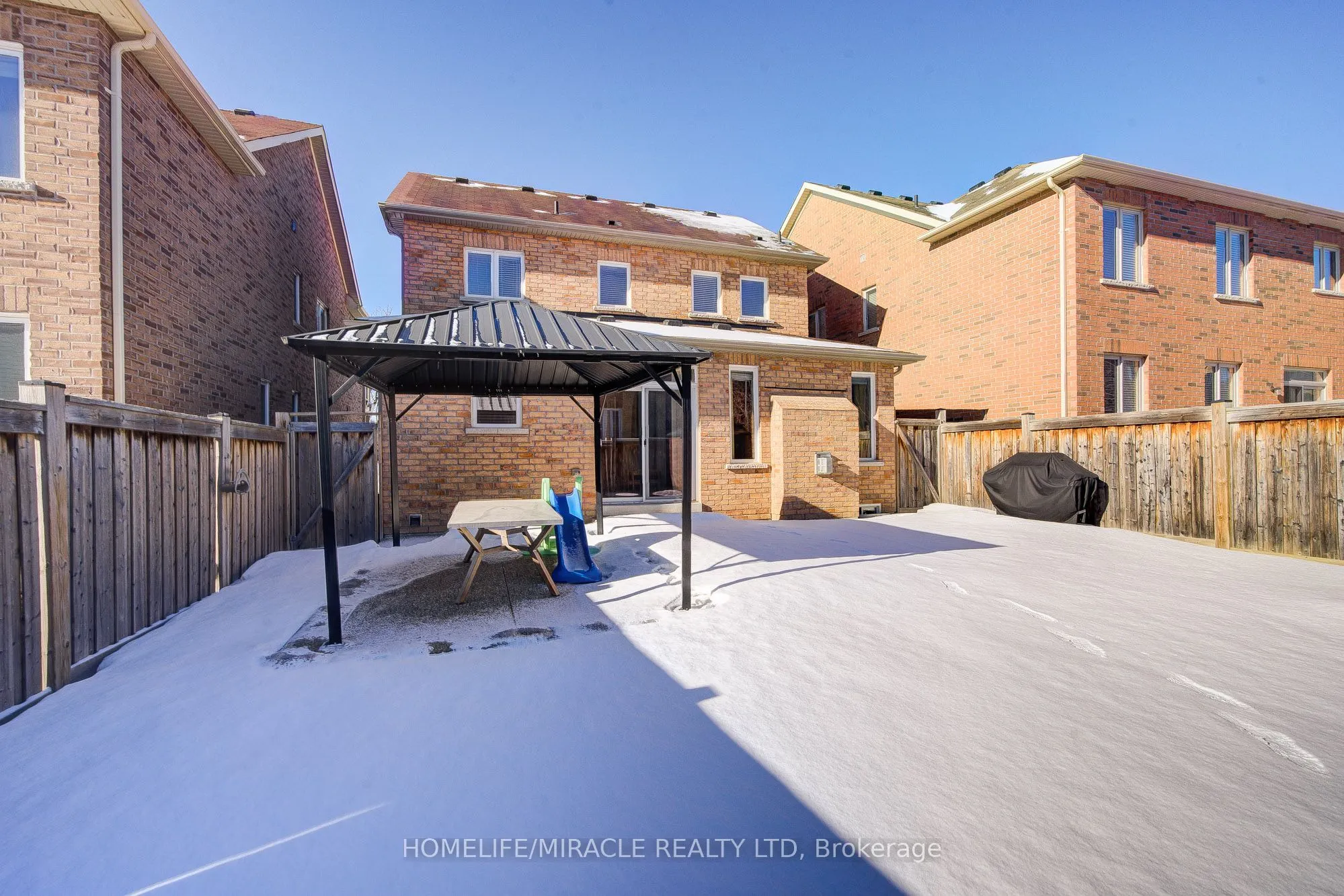 27 Bellcrest Road