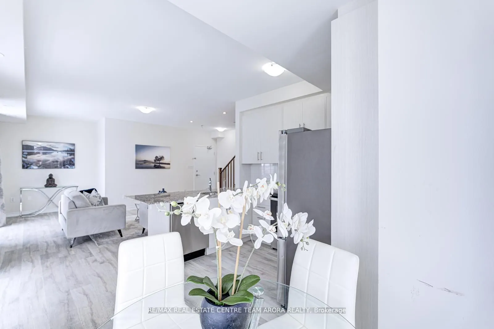 10 Knotsberry Circle, #2