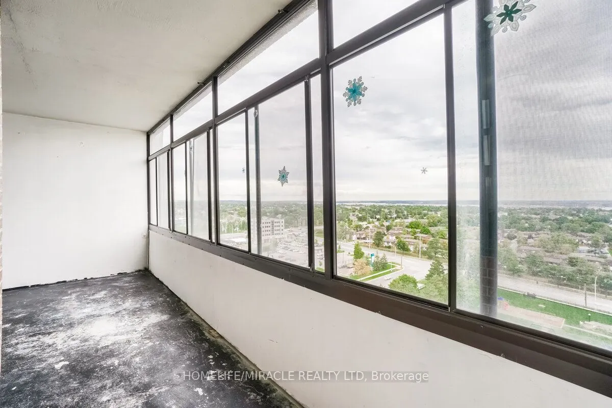15 Kensington Road, #1703