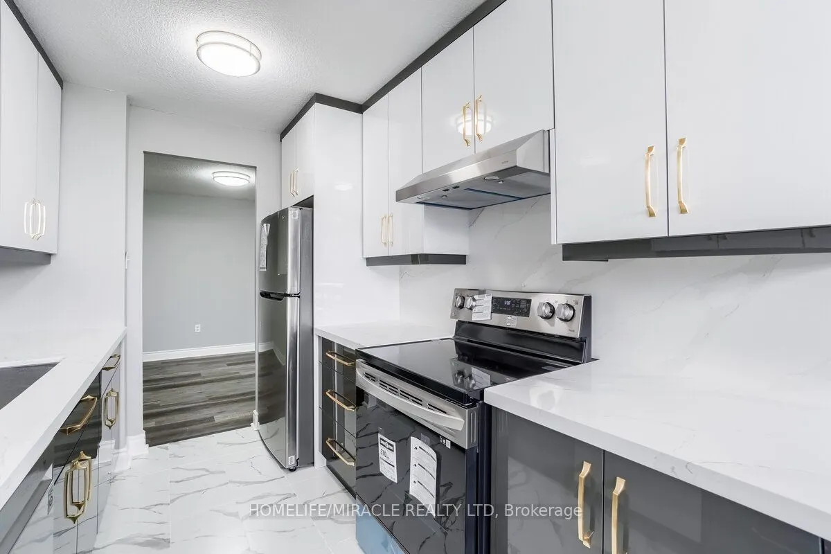 15 Kensington Road, #1703