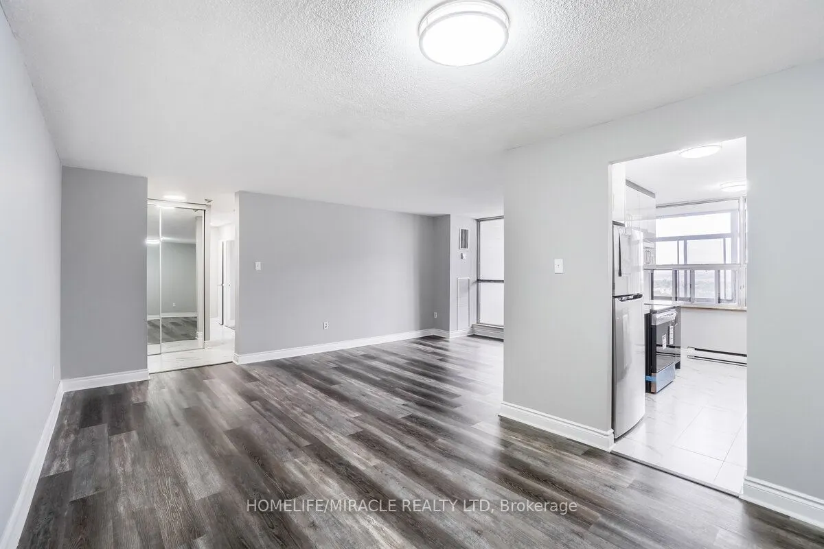 15 Kensington Road, #1703