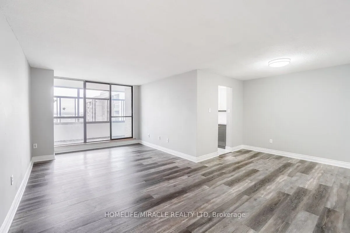 15 Kensington Road, #1703