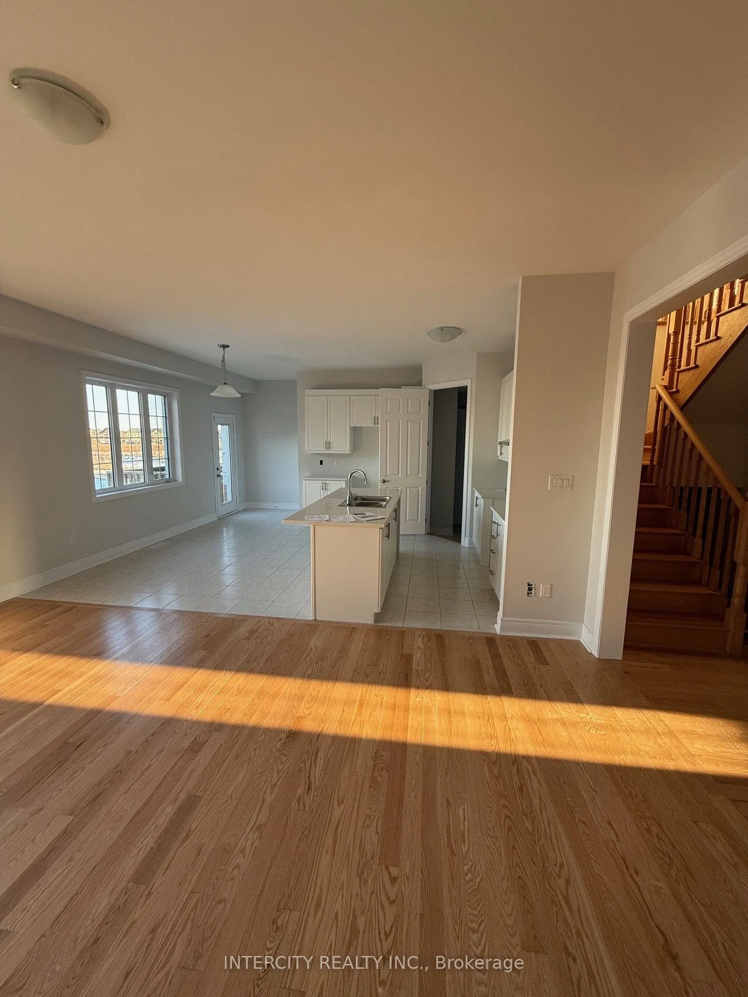 6 Keyworth Crescent