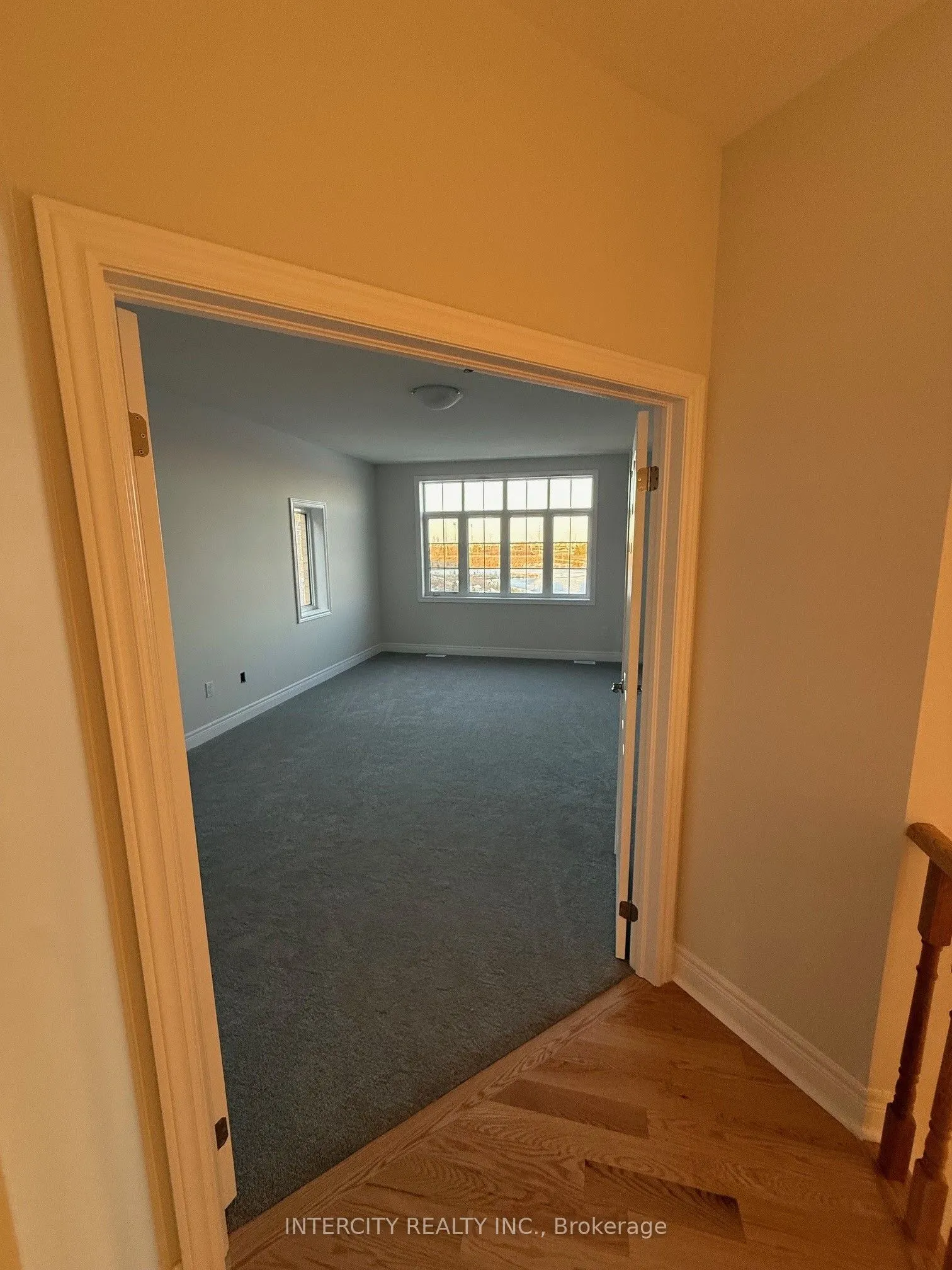 6 Keyworth Crescent