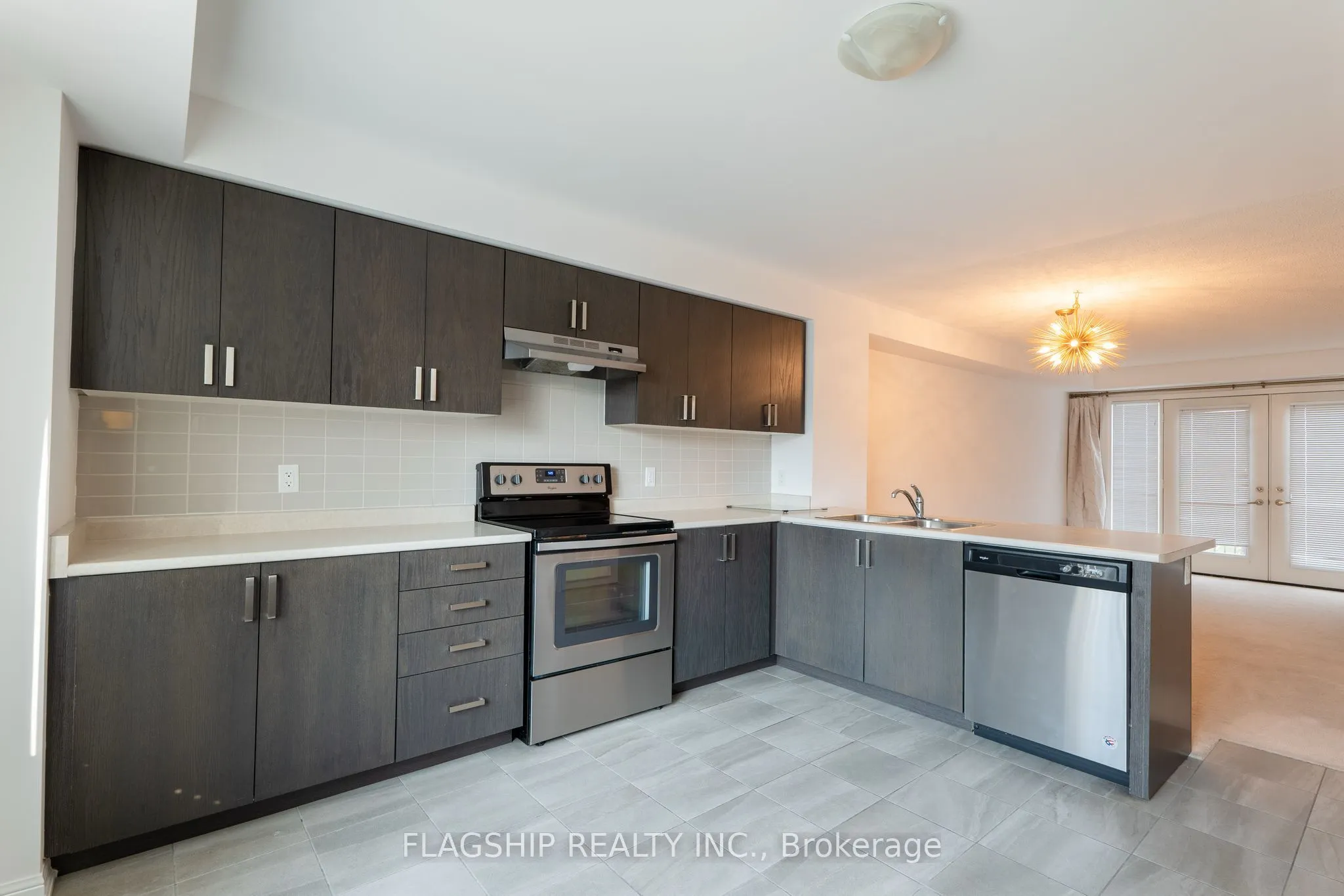 1 Beckenrose Court, #22