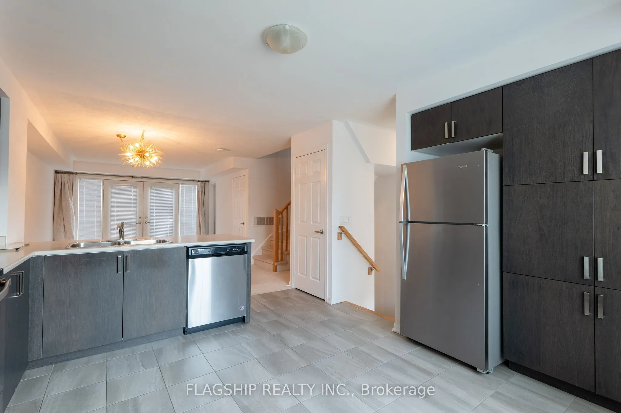 1 Beckenrose Court, #22
