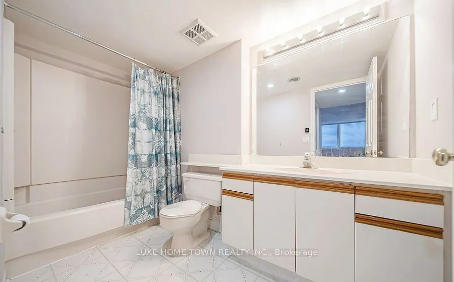 1360 Rathburn Road E, #Ph06