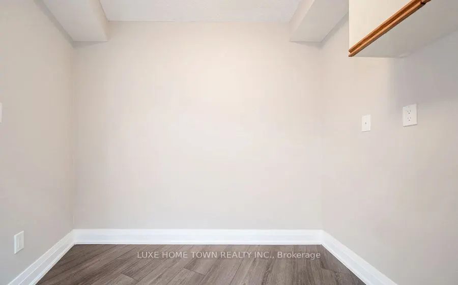 1360 Rathburn Road E, #Ph06