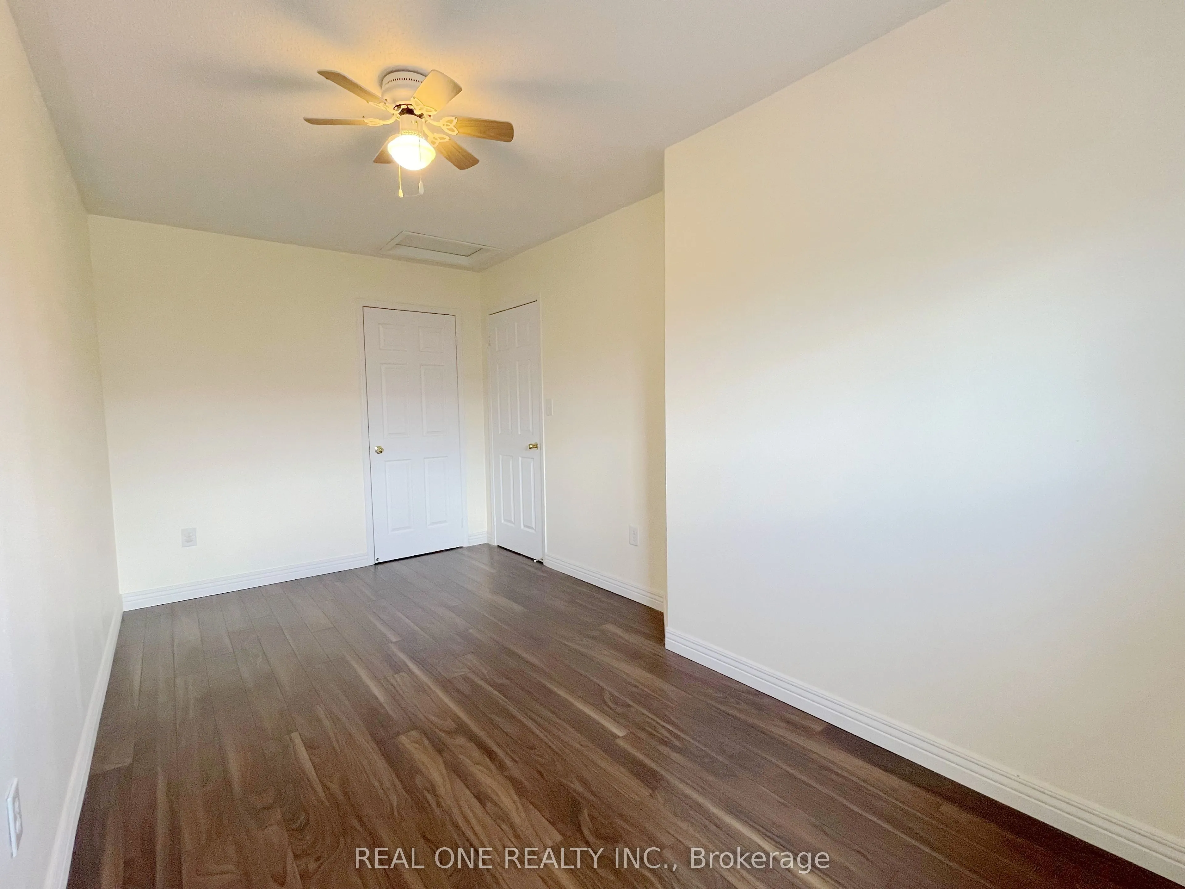 5302 Palmetto Place