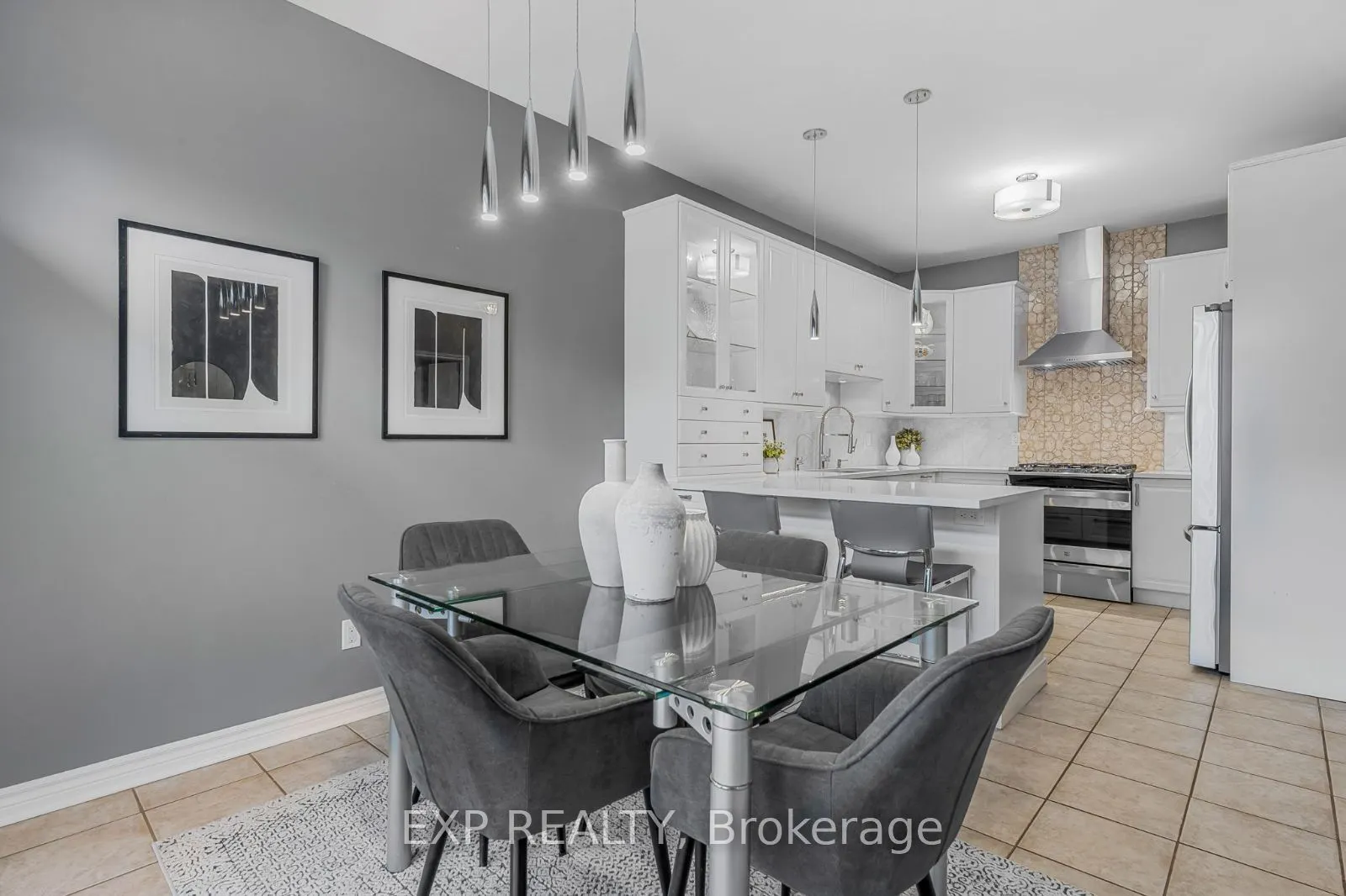 14 Callaghan Crescent