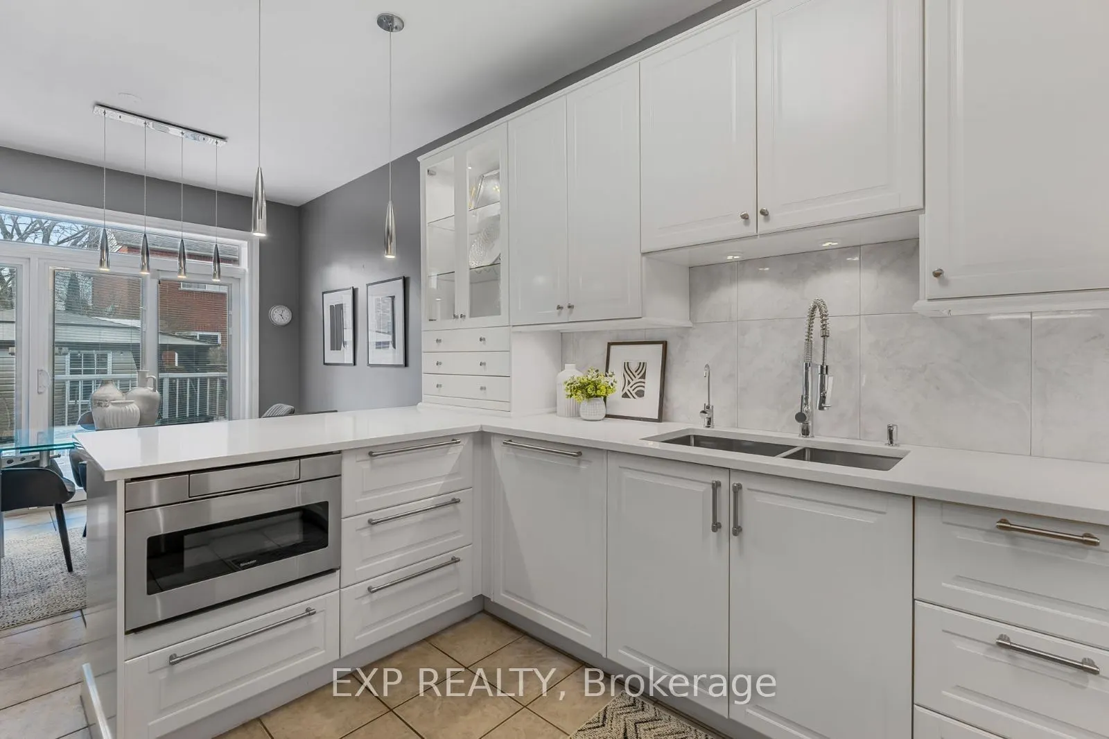 14 Callaghan Crescent
