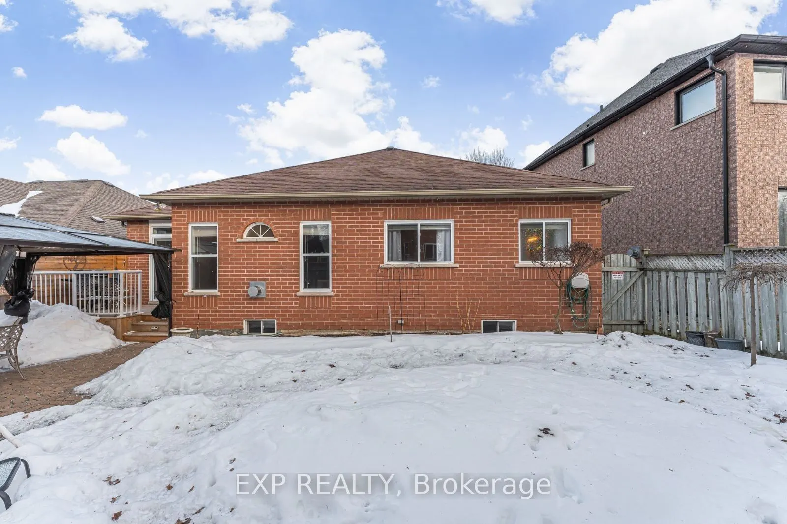 14 Callaghan Crescent