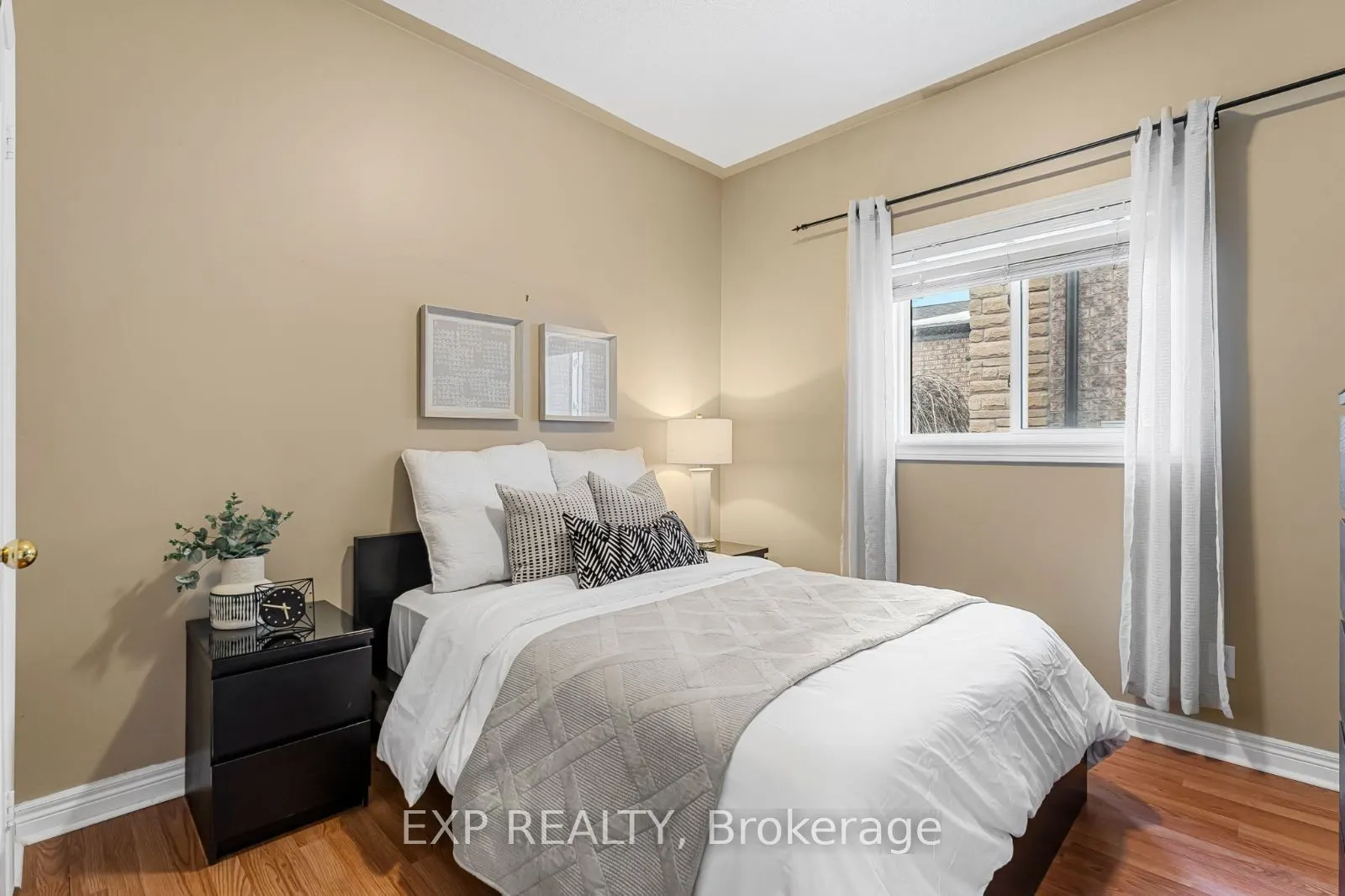 14 Callaghan Crescent