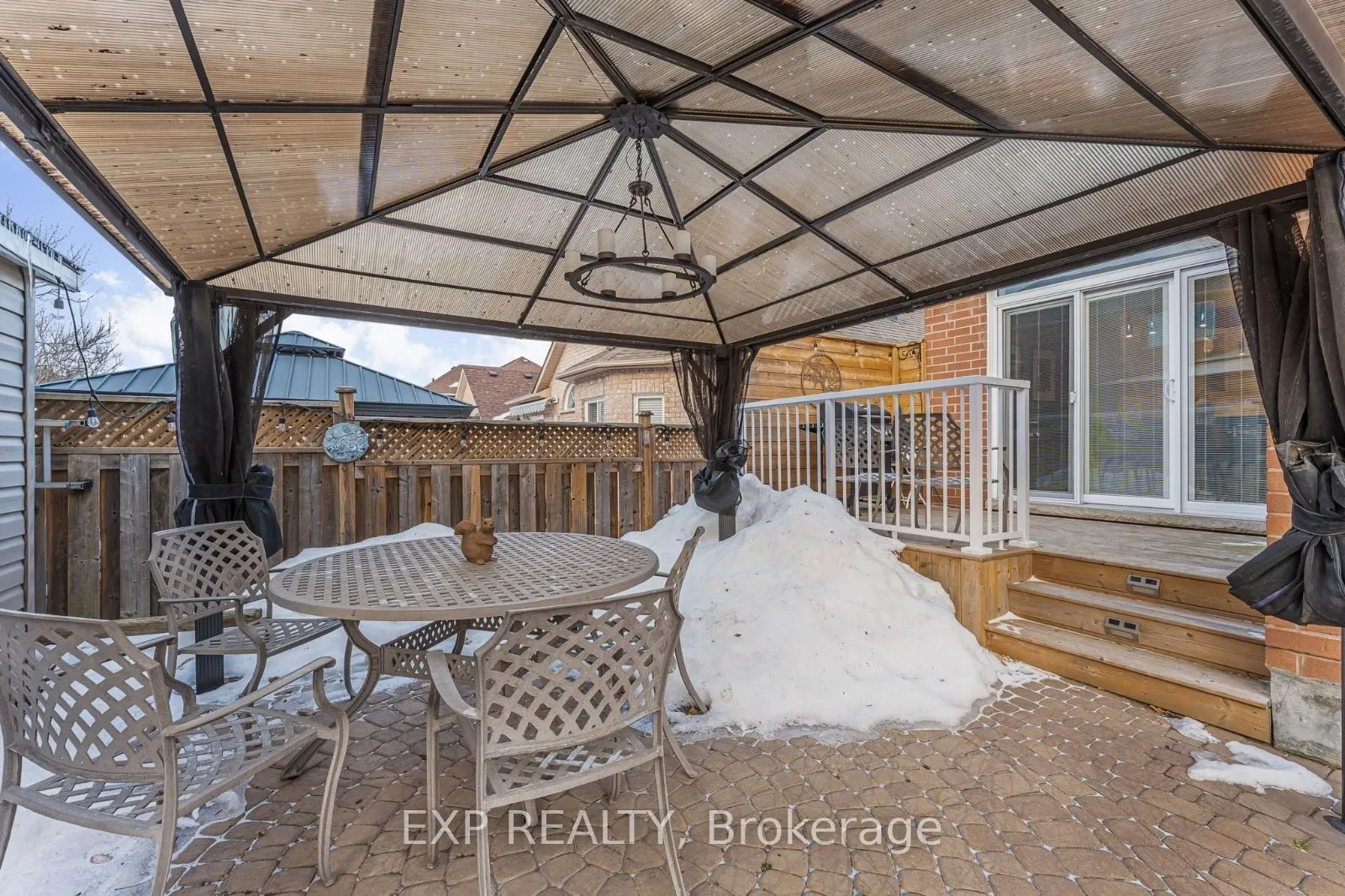 14 Callaghan Crescent