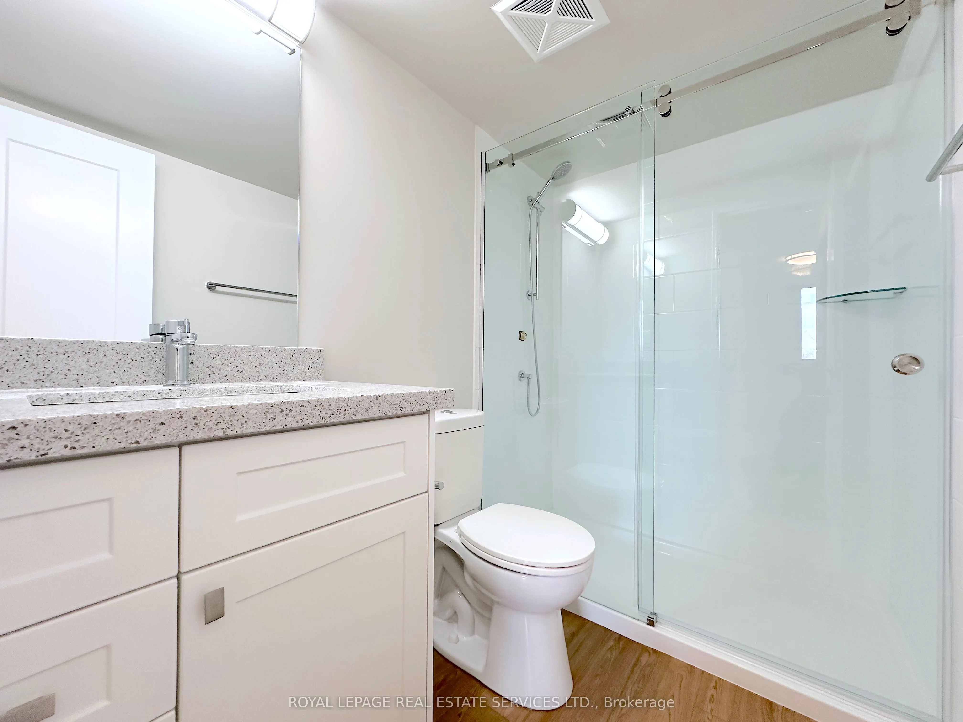 165 La Rose Avenue, #216