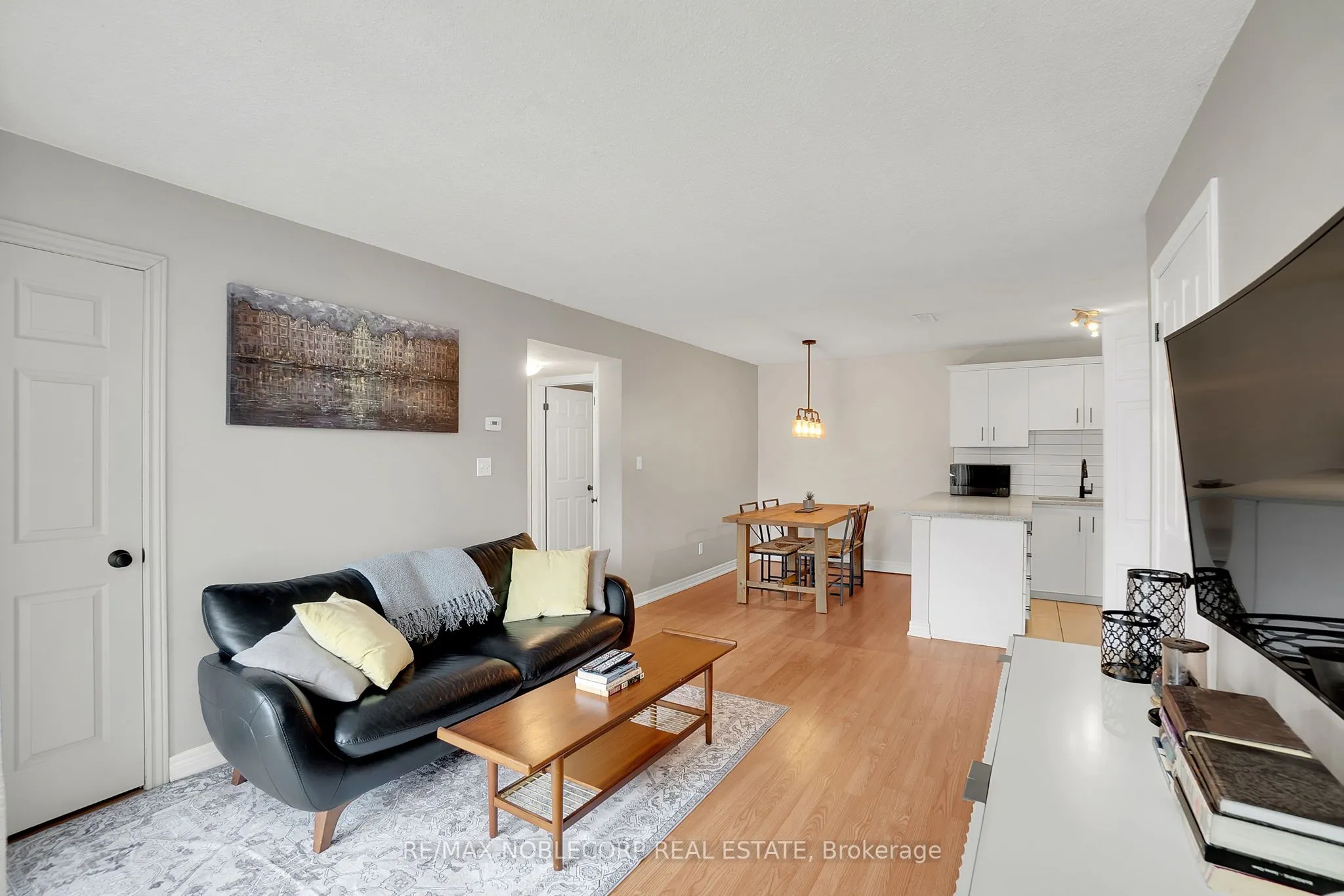 4140 Foxwood Drive, #404