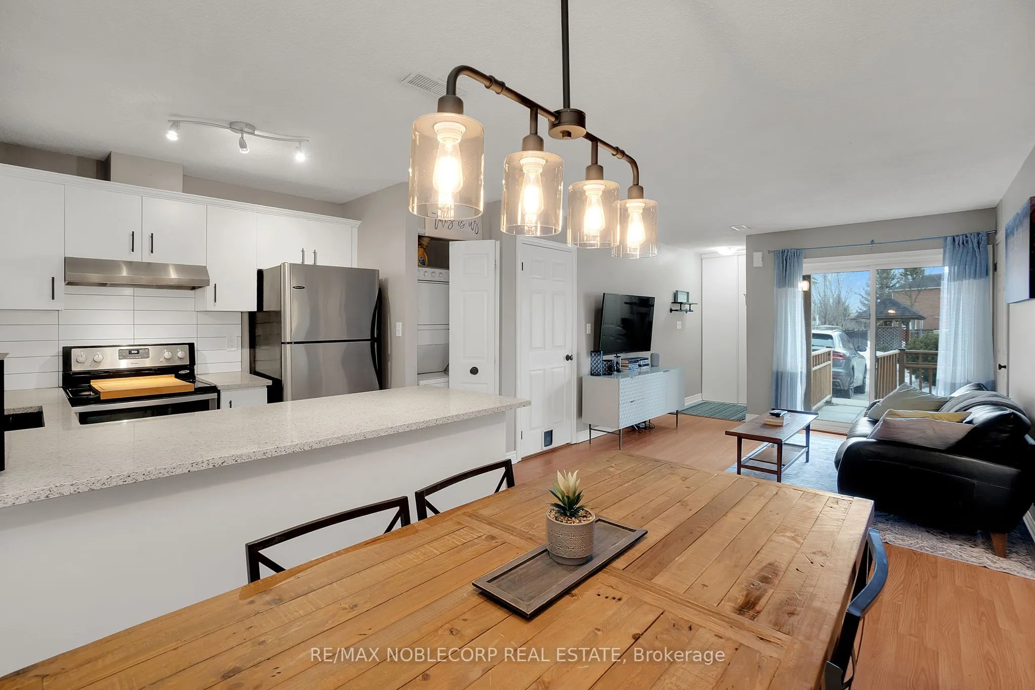 4140 Foxwood Drive, #404