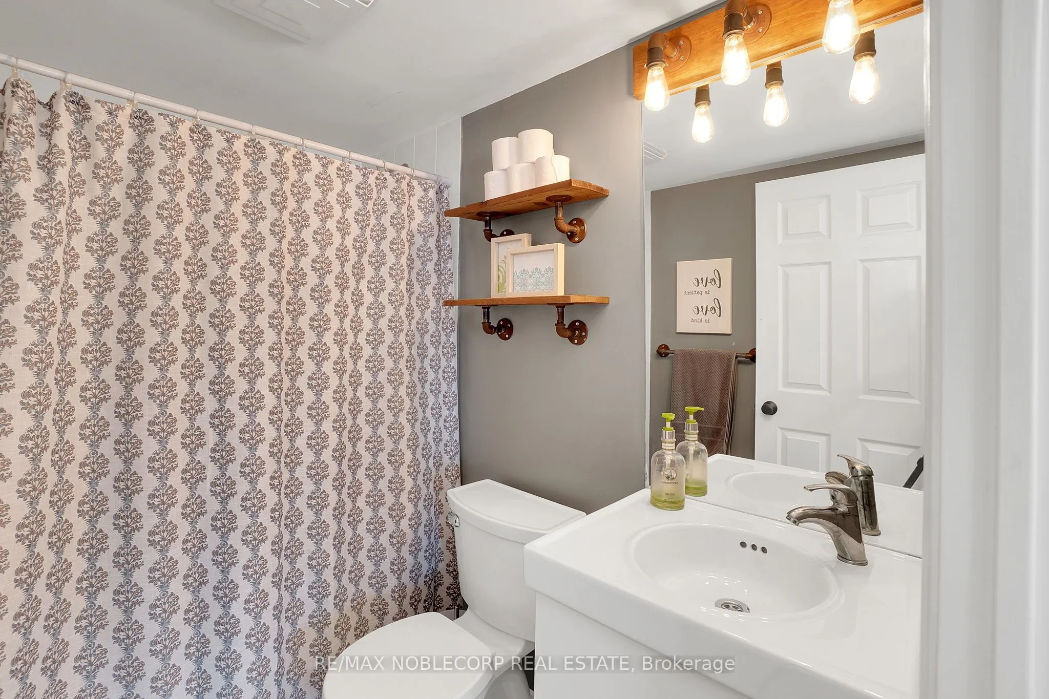 4140 Foxwood Drive, #404