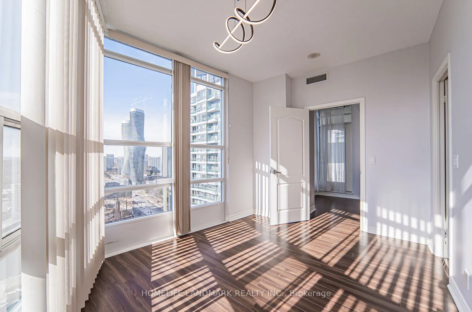 33 Elm Drive, #2506