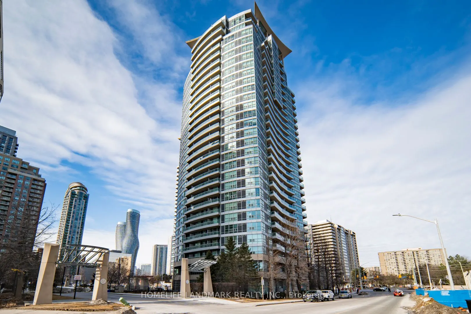 33 Elm Drive, #2506