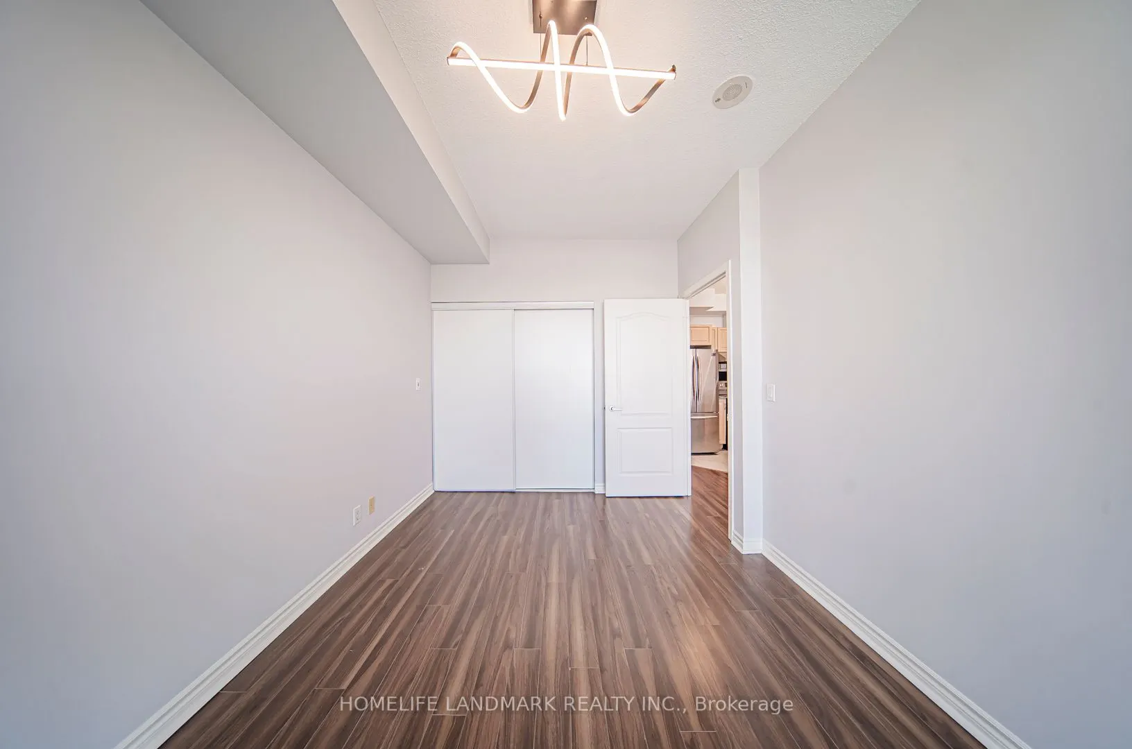 33 Elm Drive, #2506