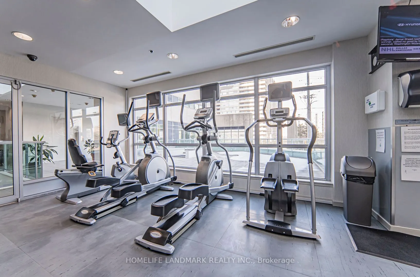 33 Elm Drive, #2506