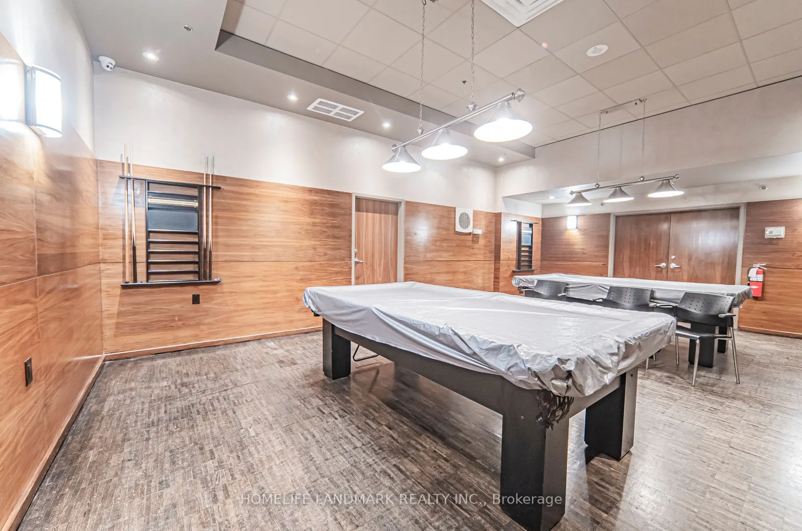 33 Elm Drive, #2506