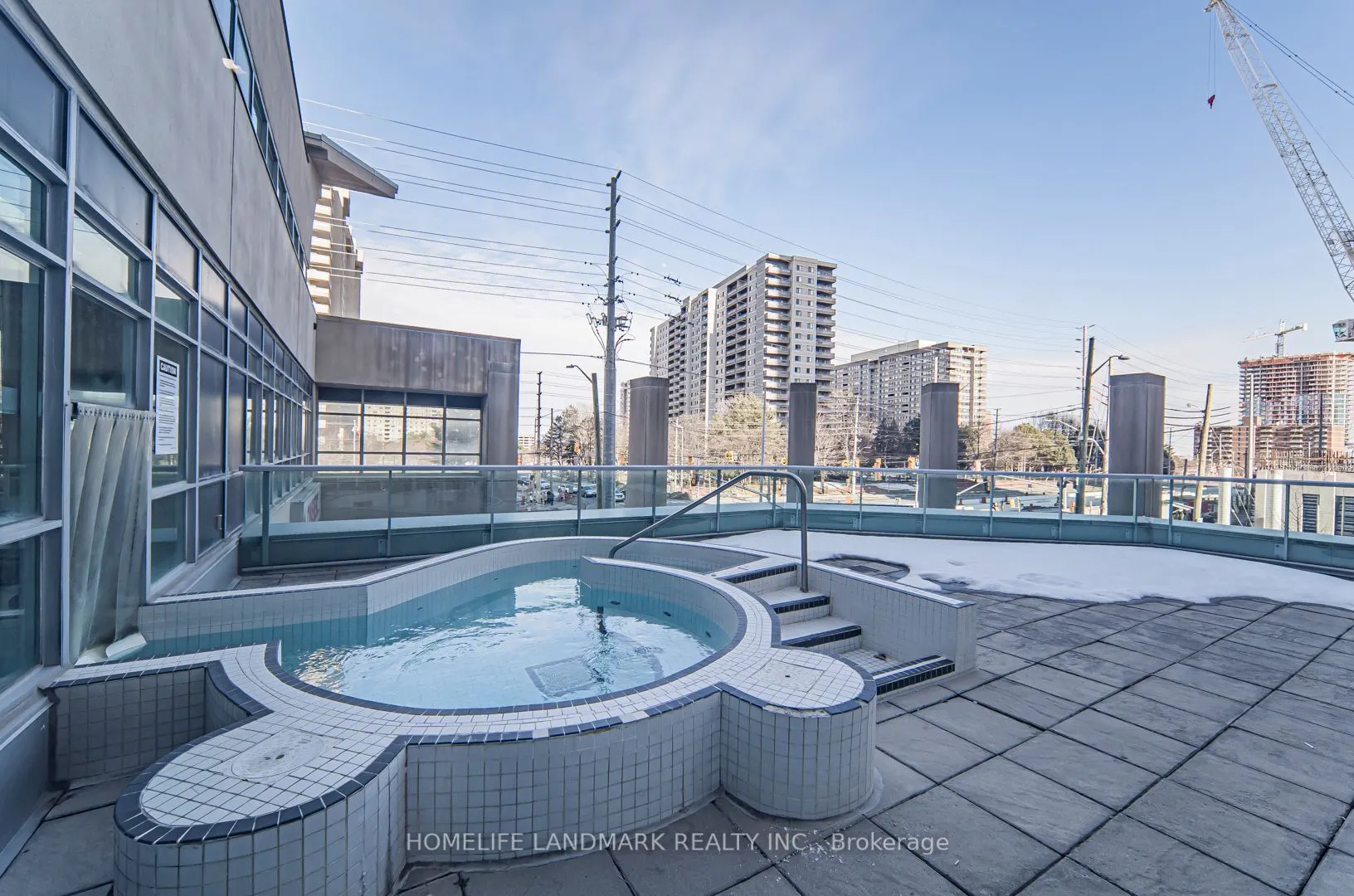 33 Elm Drive, #2506
