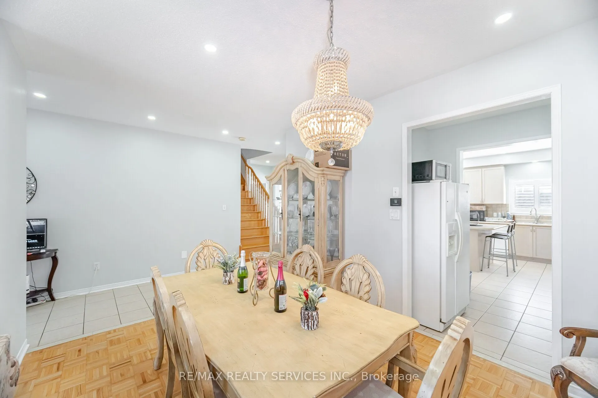 10 Sugarcane Avenue