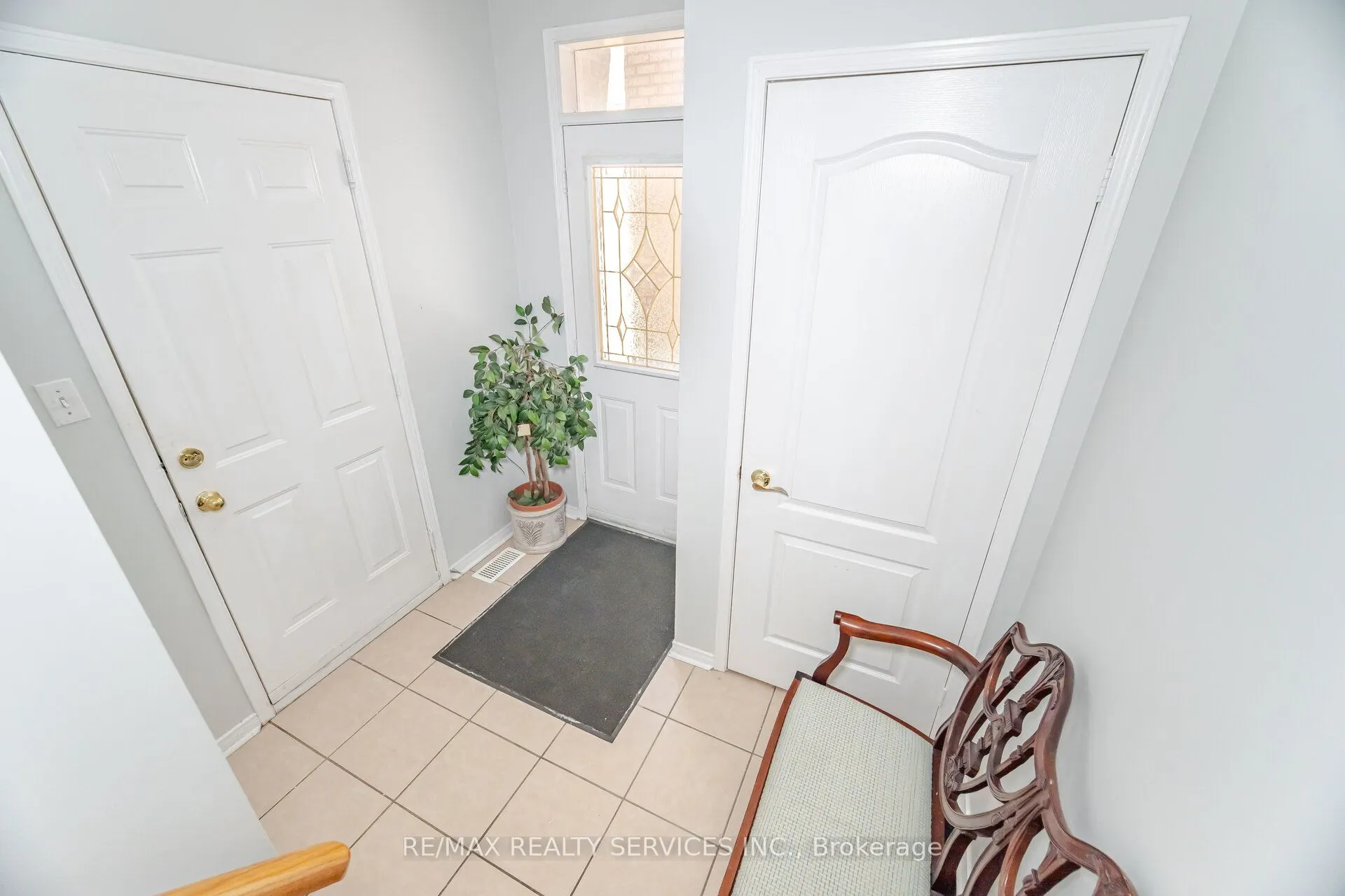10 Sugarcane Avenue