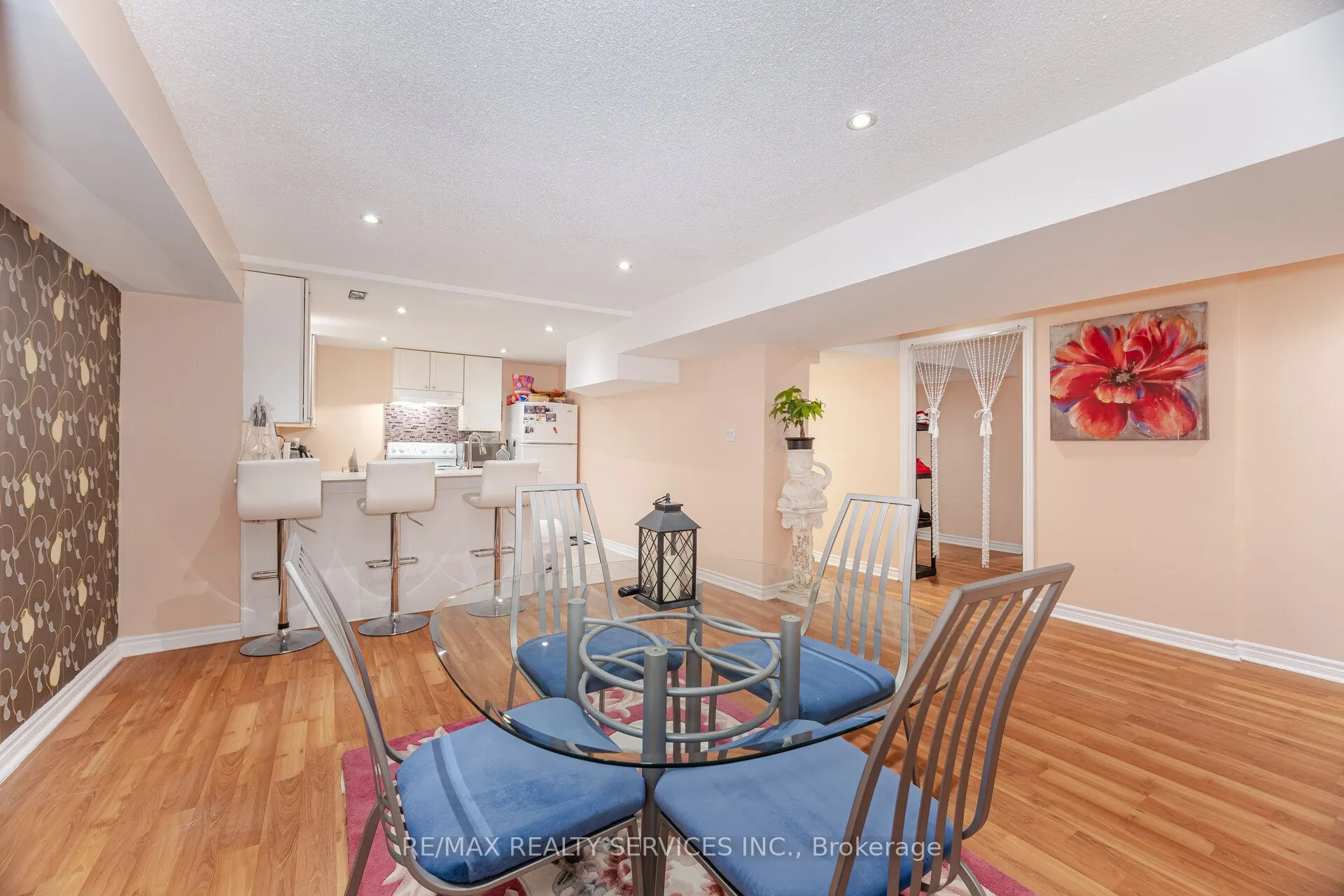 10 Sugarcane Avenue