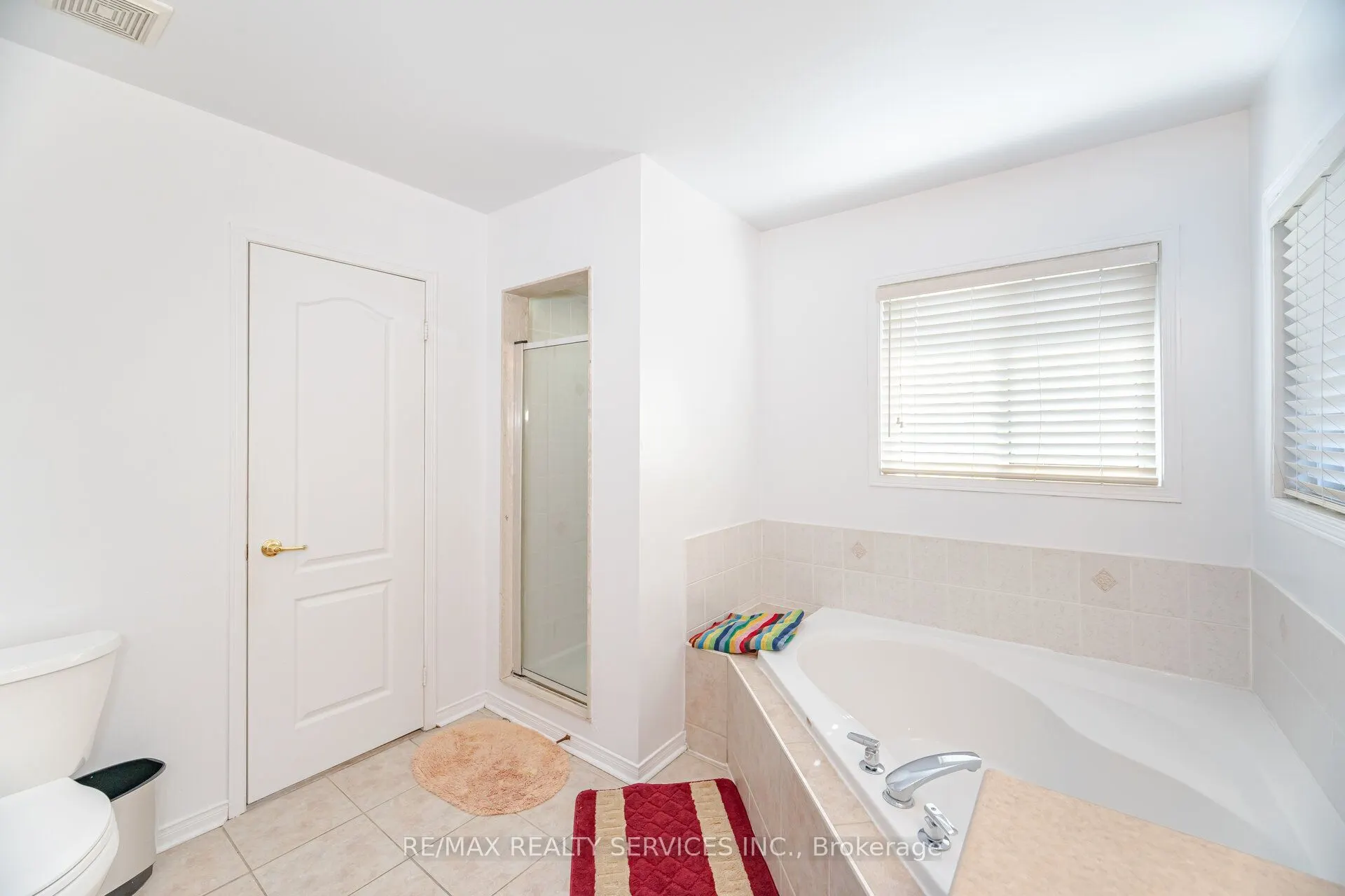 10 Sugarcane Avenue