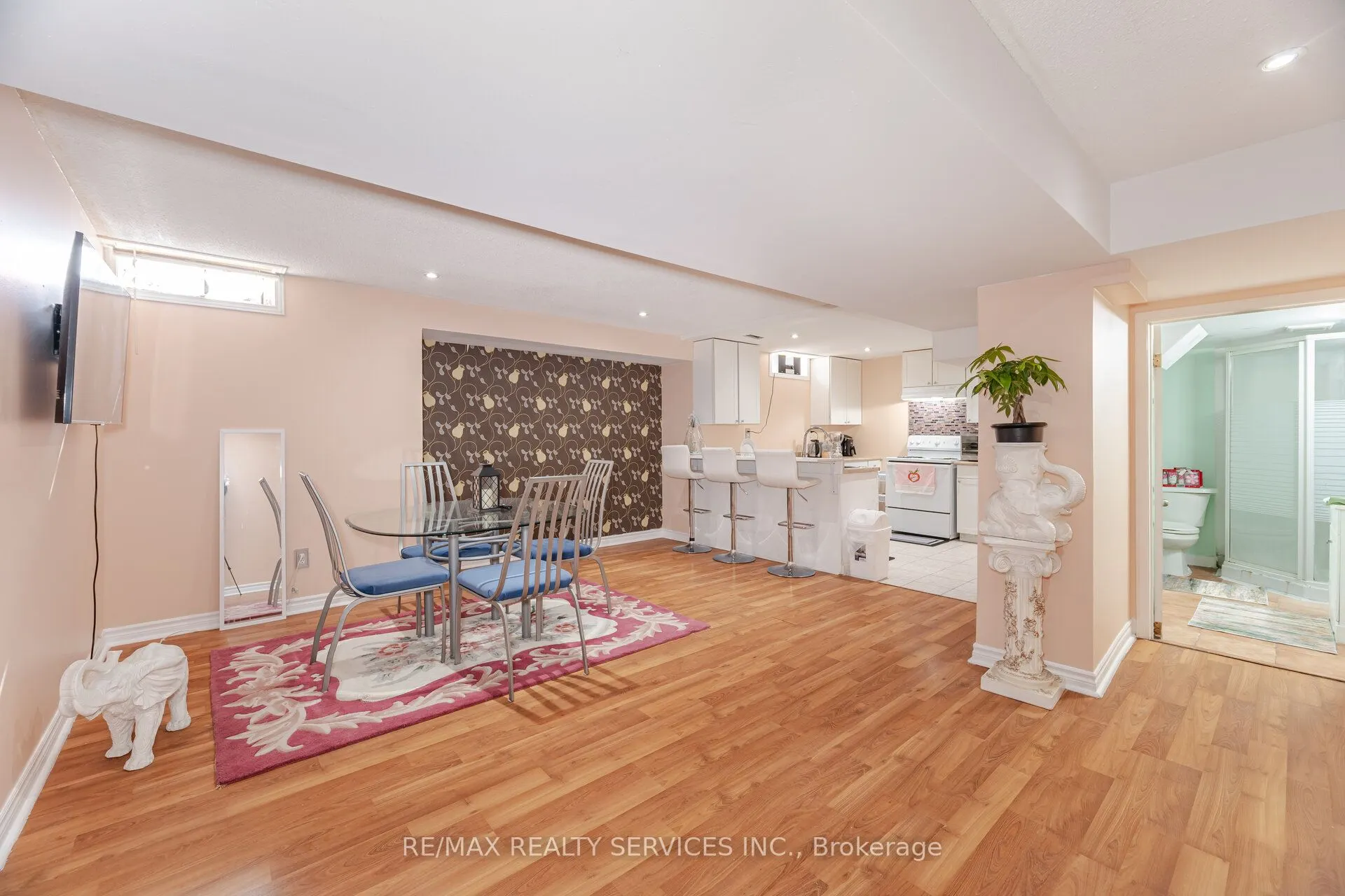 10 Sugarcane Avenue