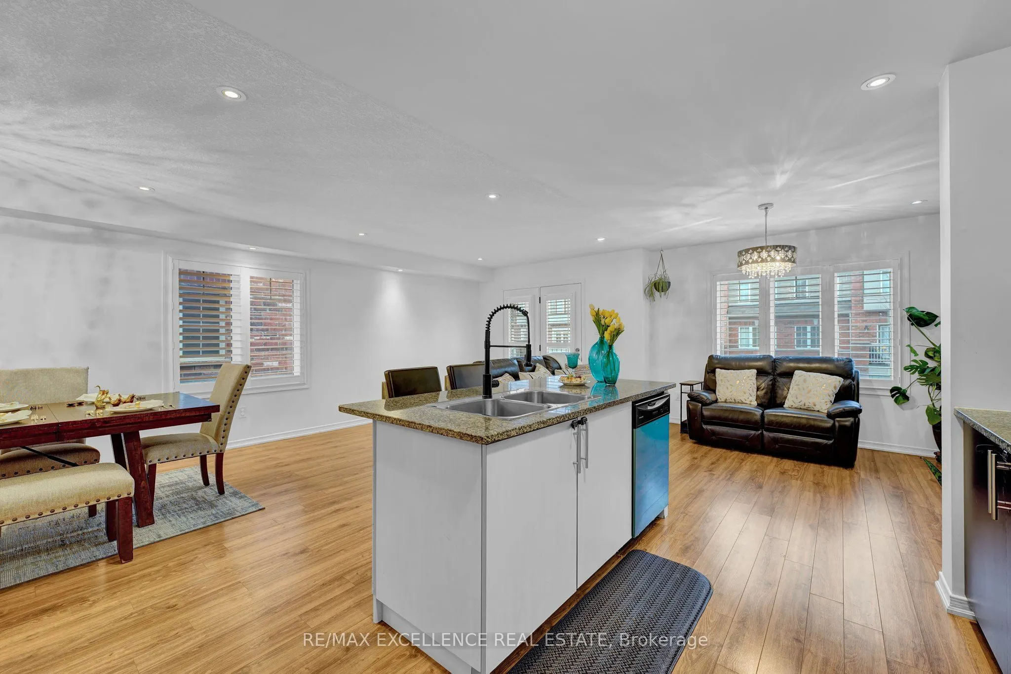 5 Francesco Street
