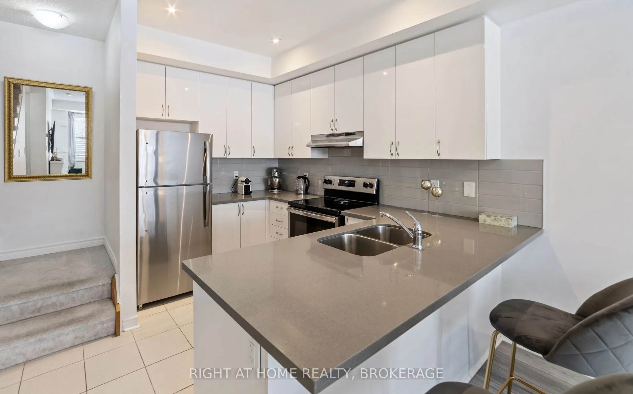 1155 Stroud Lane #2