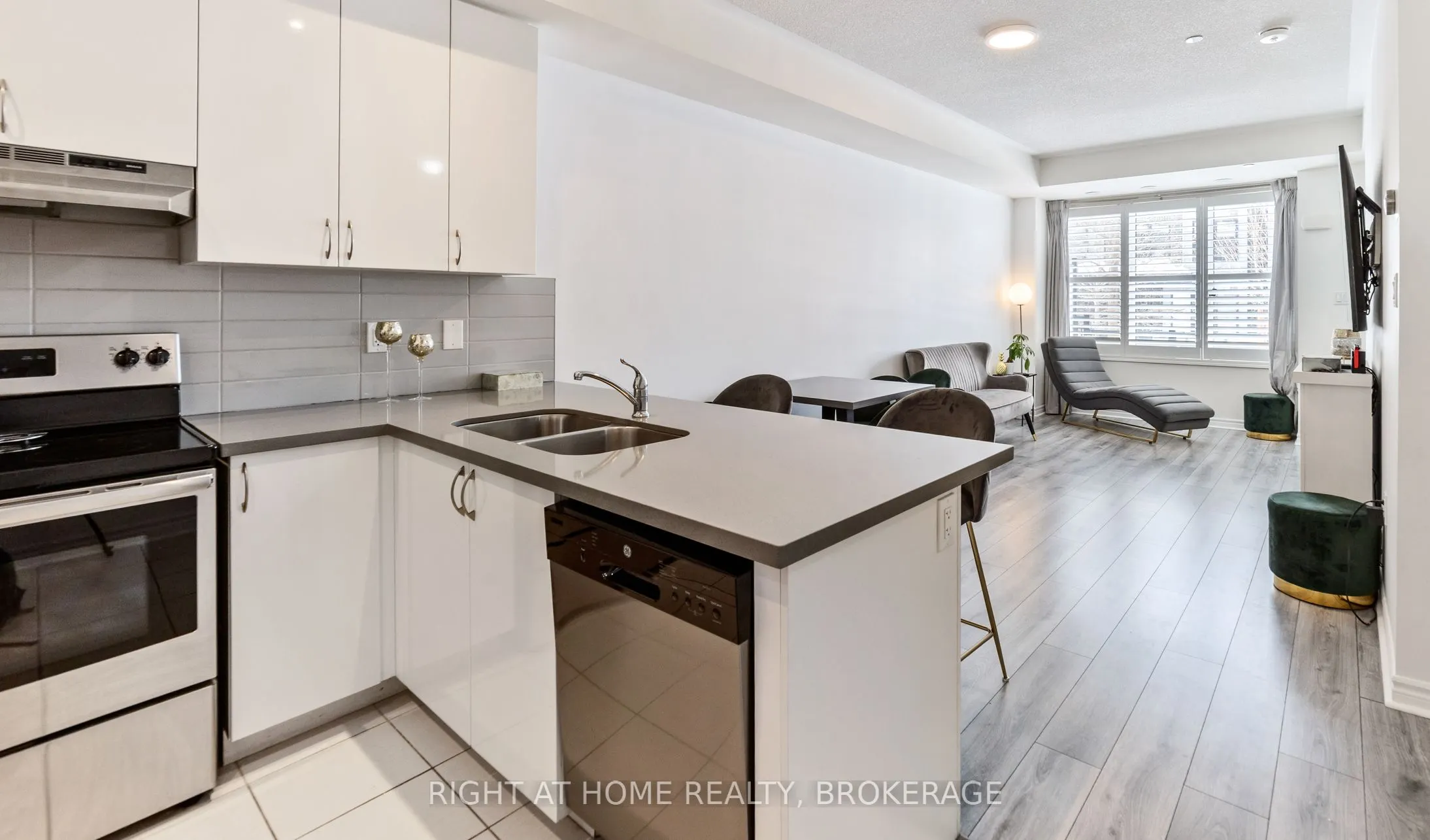 1155 Stroud Lane #2