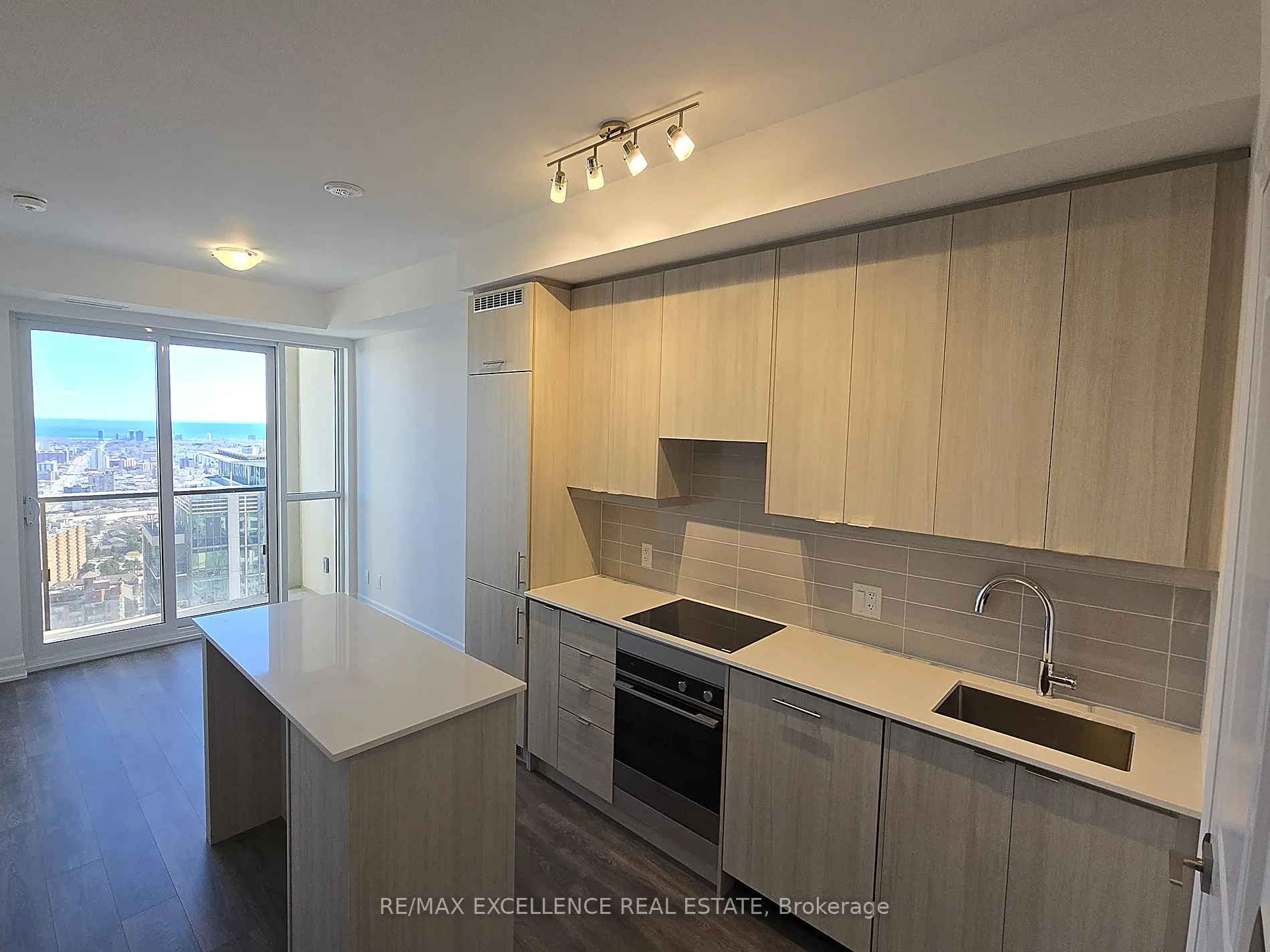 30 Elm Drive W, #3607