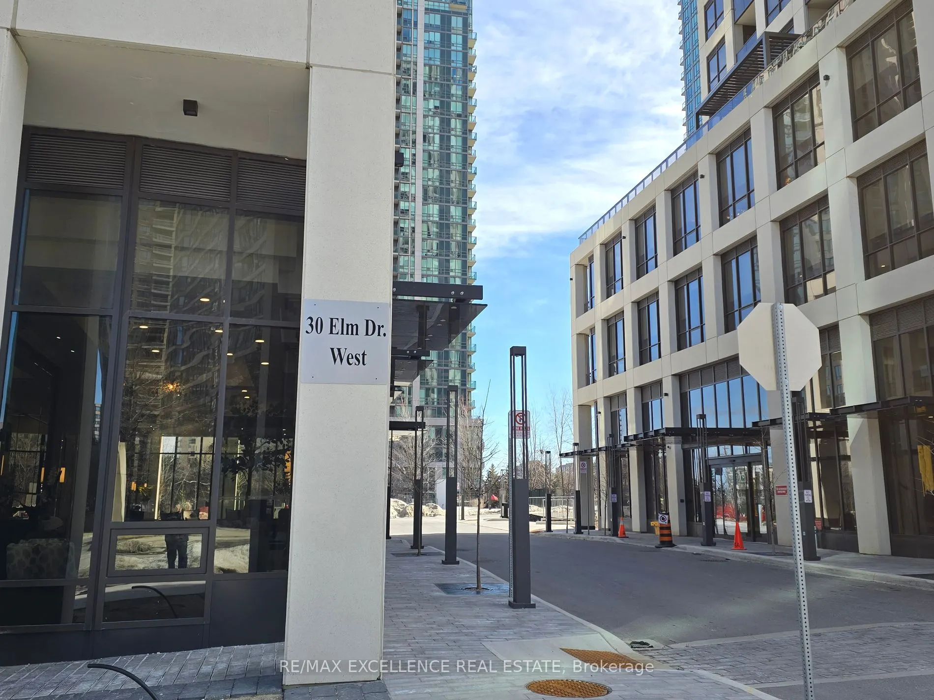 30 Elm Drive W, #3607