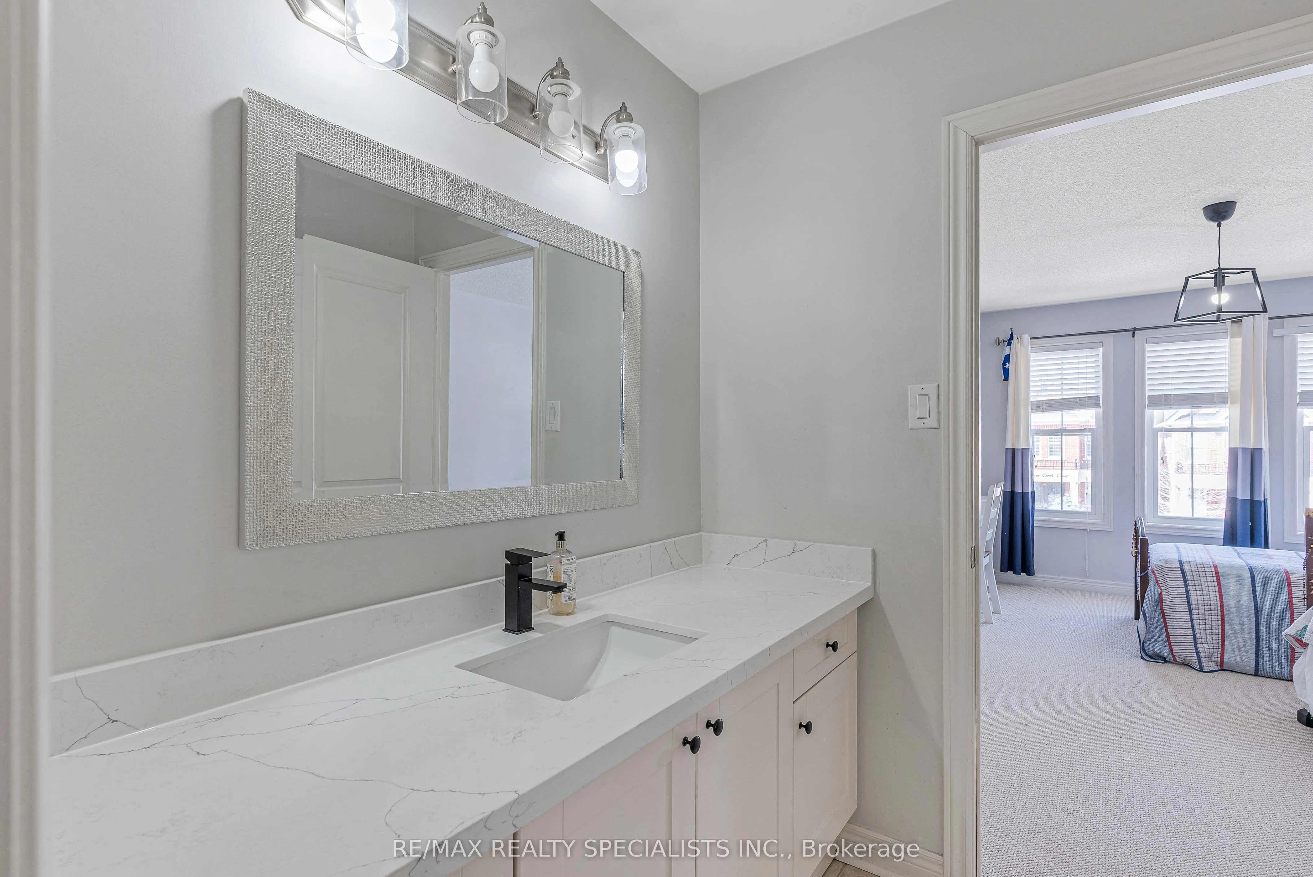27 Boyces Creek Crescent
