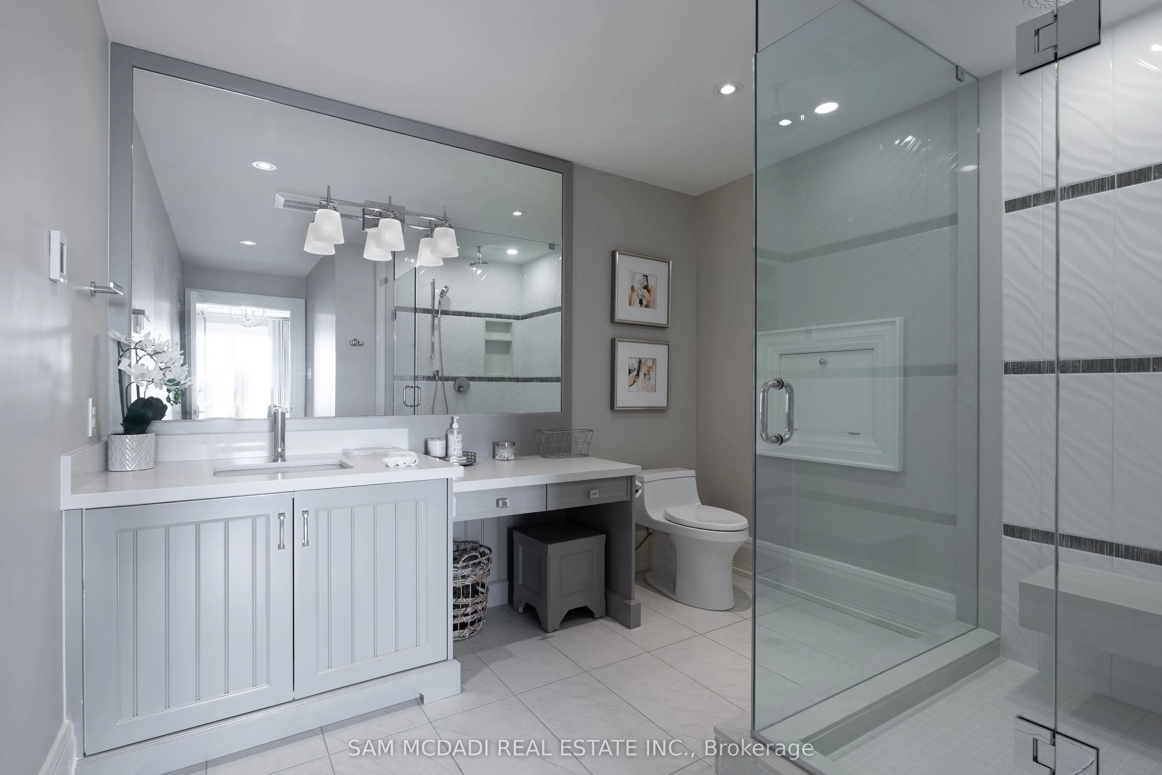 5126 Lakeshore Road