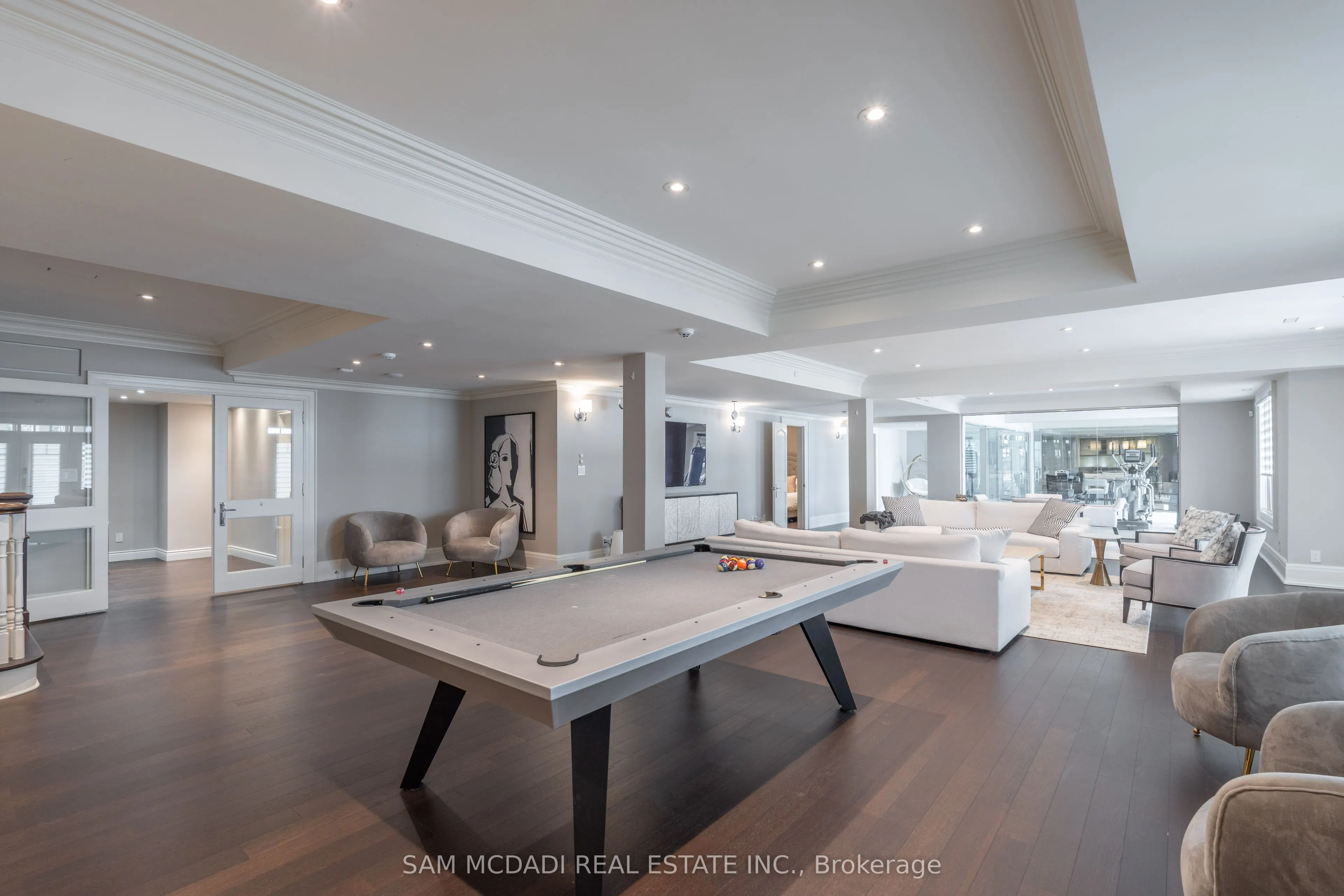 5126 Lakeshore Road