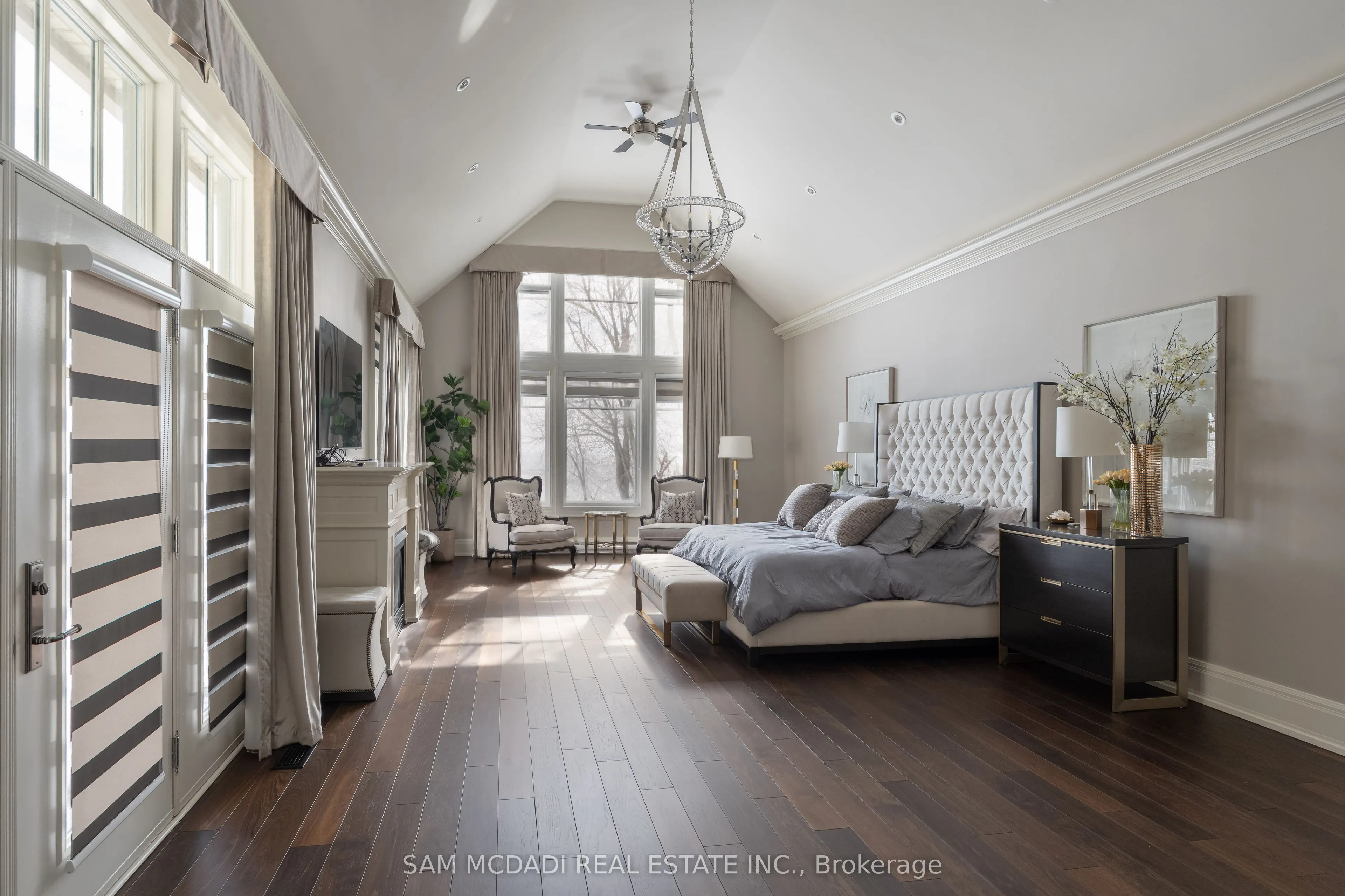 5126 Lakeshore Road