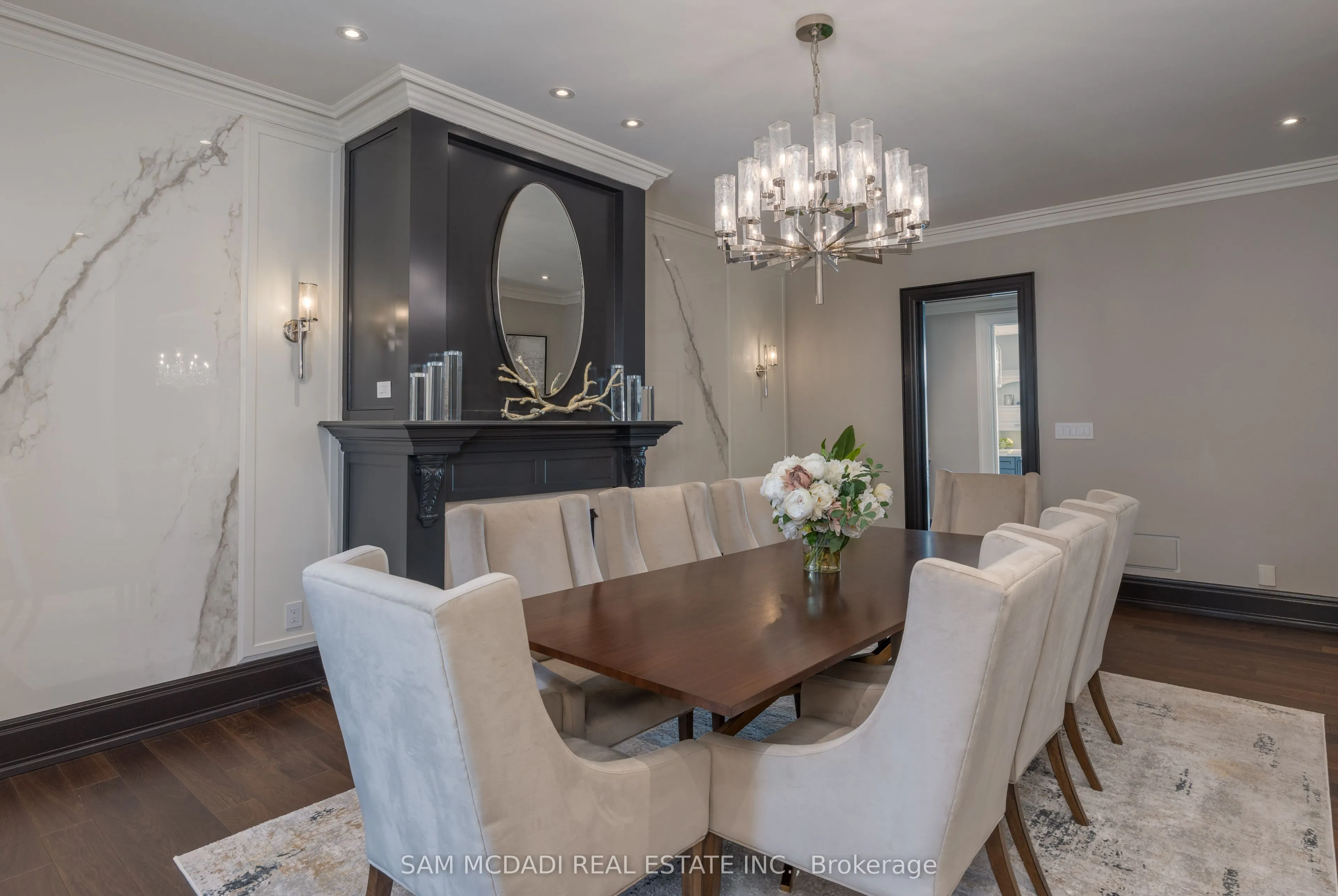 5126 Lakeshore Road