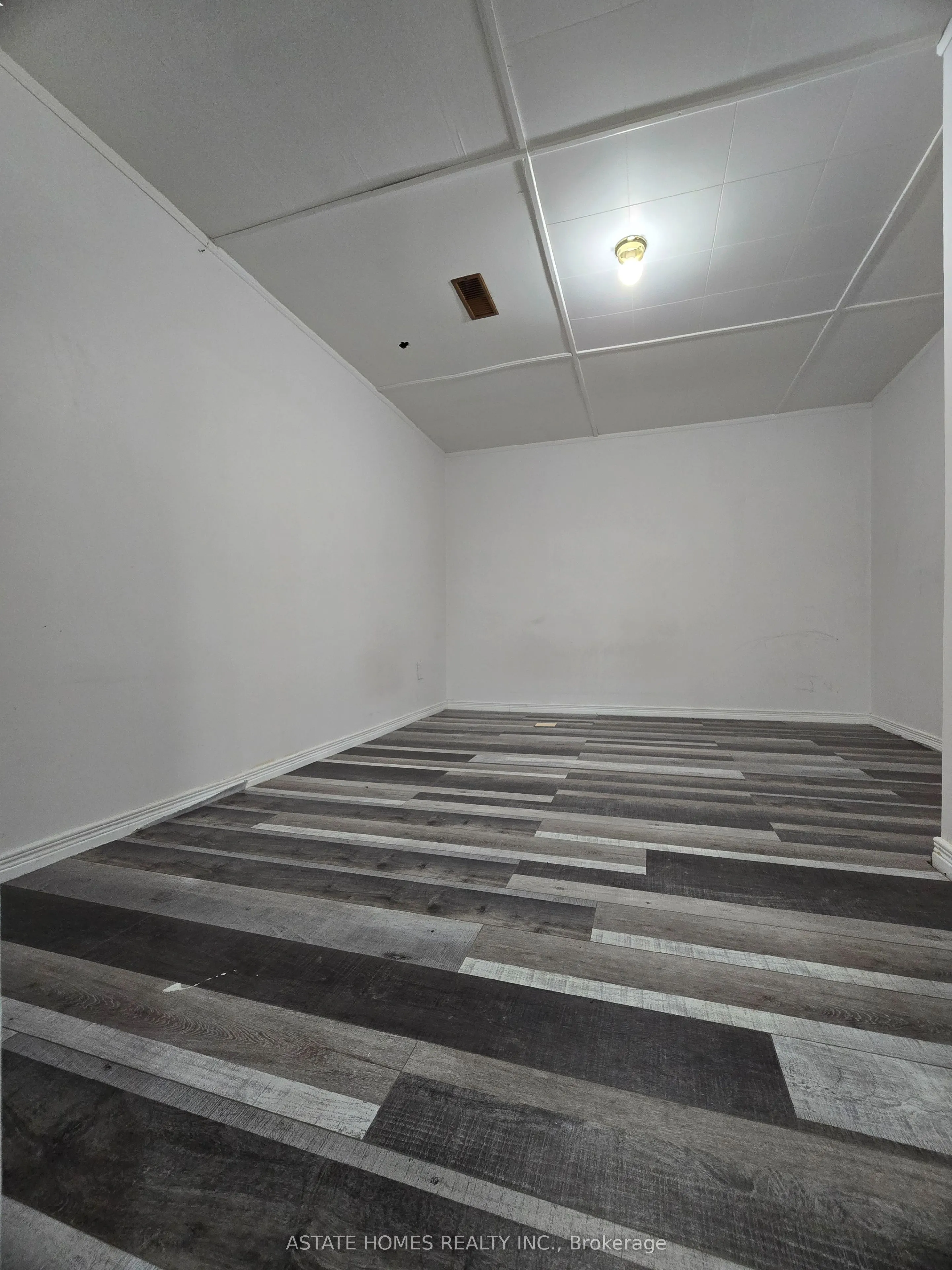 42 Kimbark Drive, #Basement