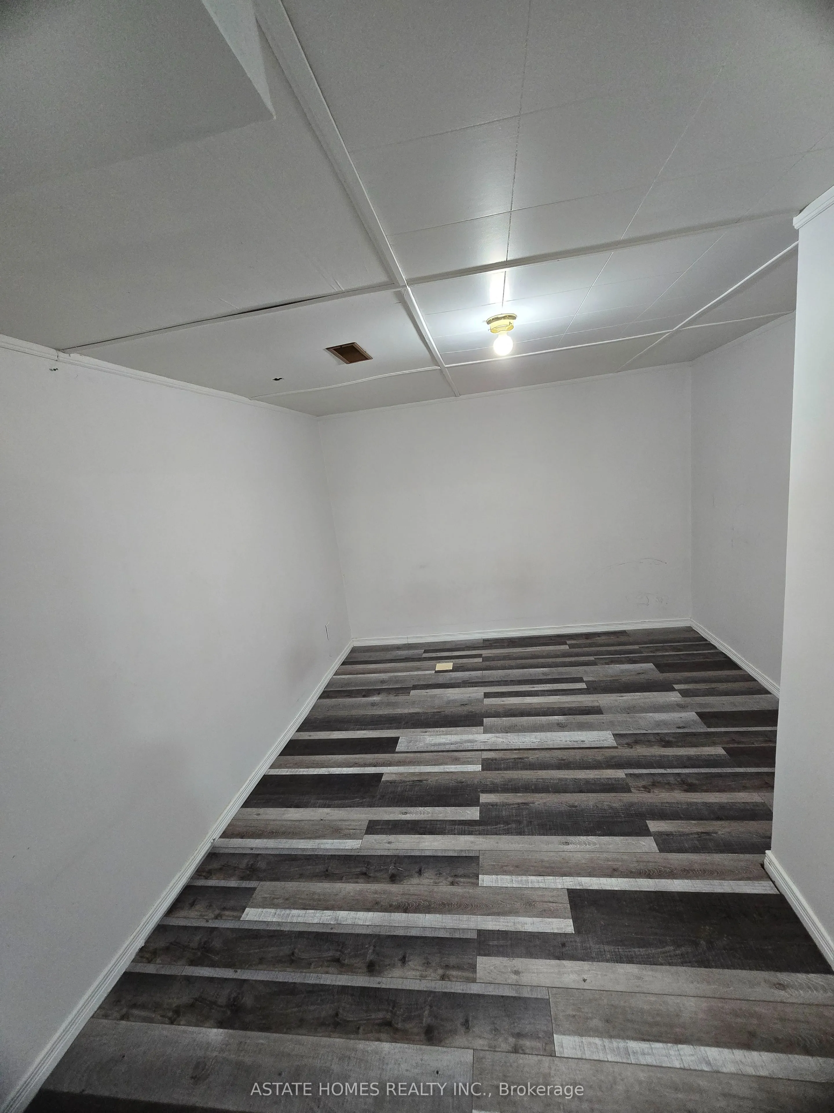 42 Kimbark Drive, #Basement
