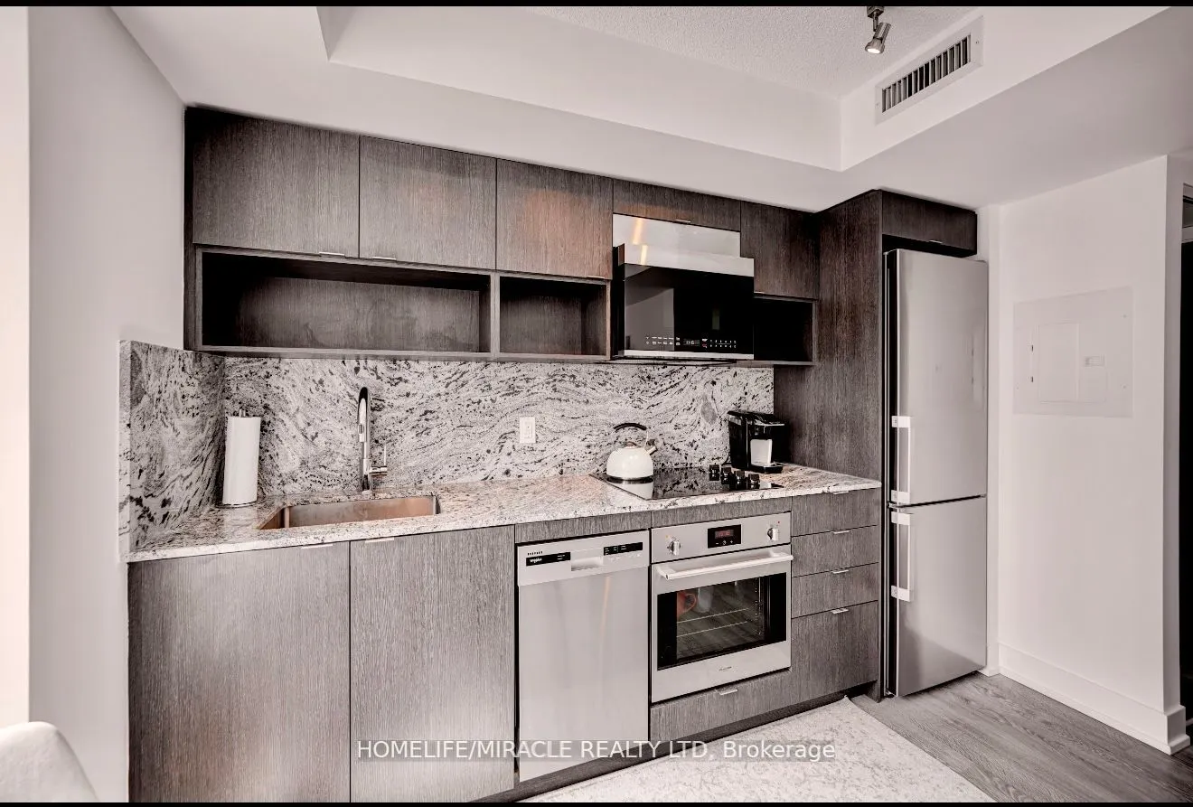 9 Mabelle Avenue, #1123