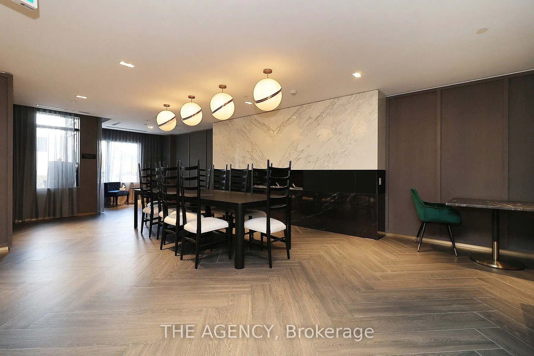 395 Dundas Street S, #19