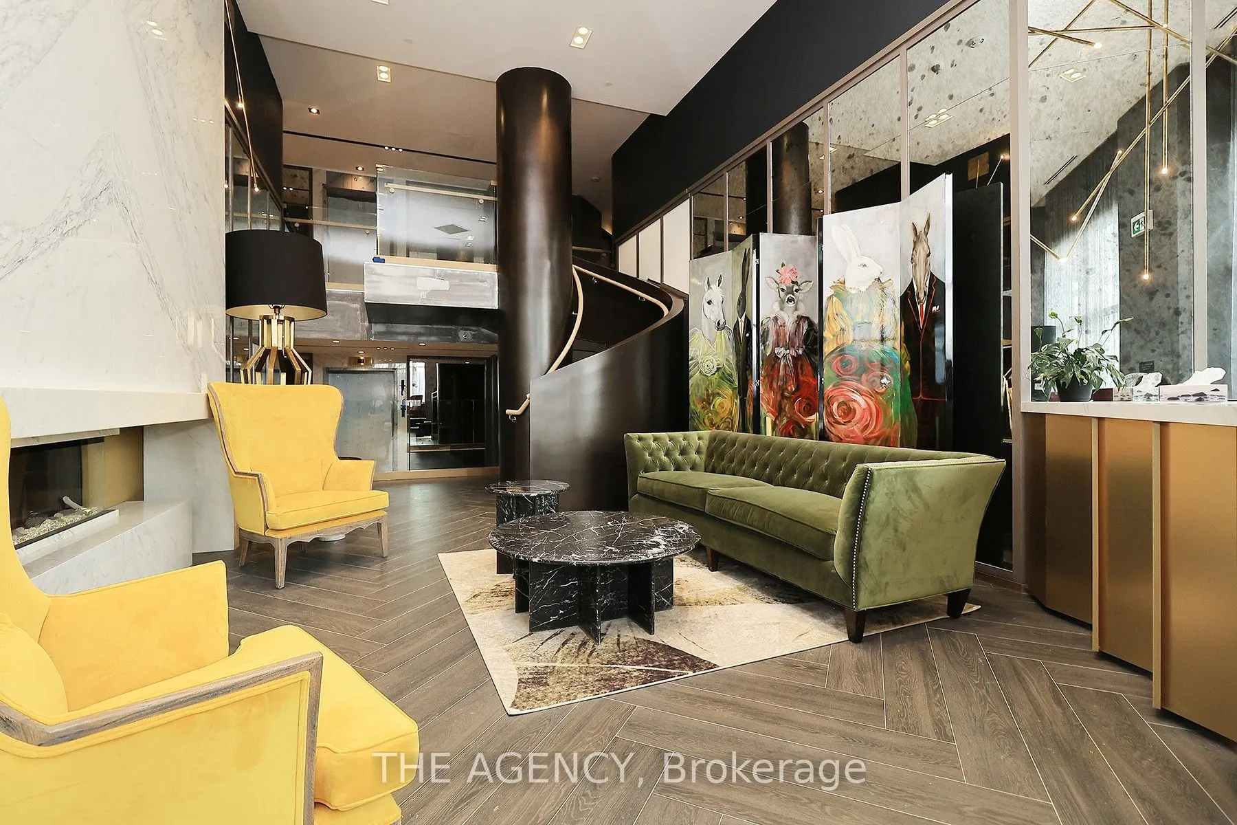 395 Dundas Street S, #19