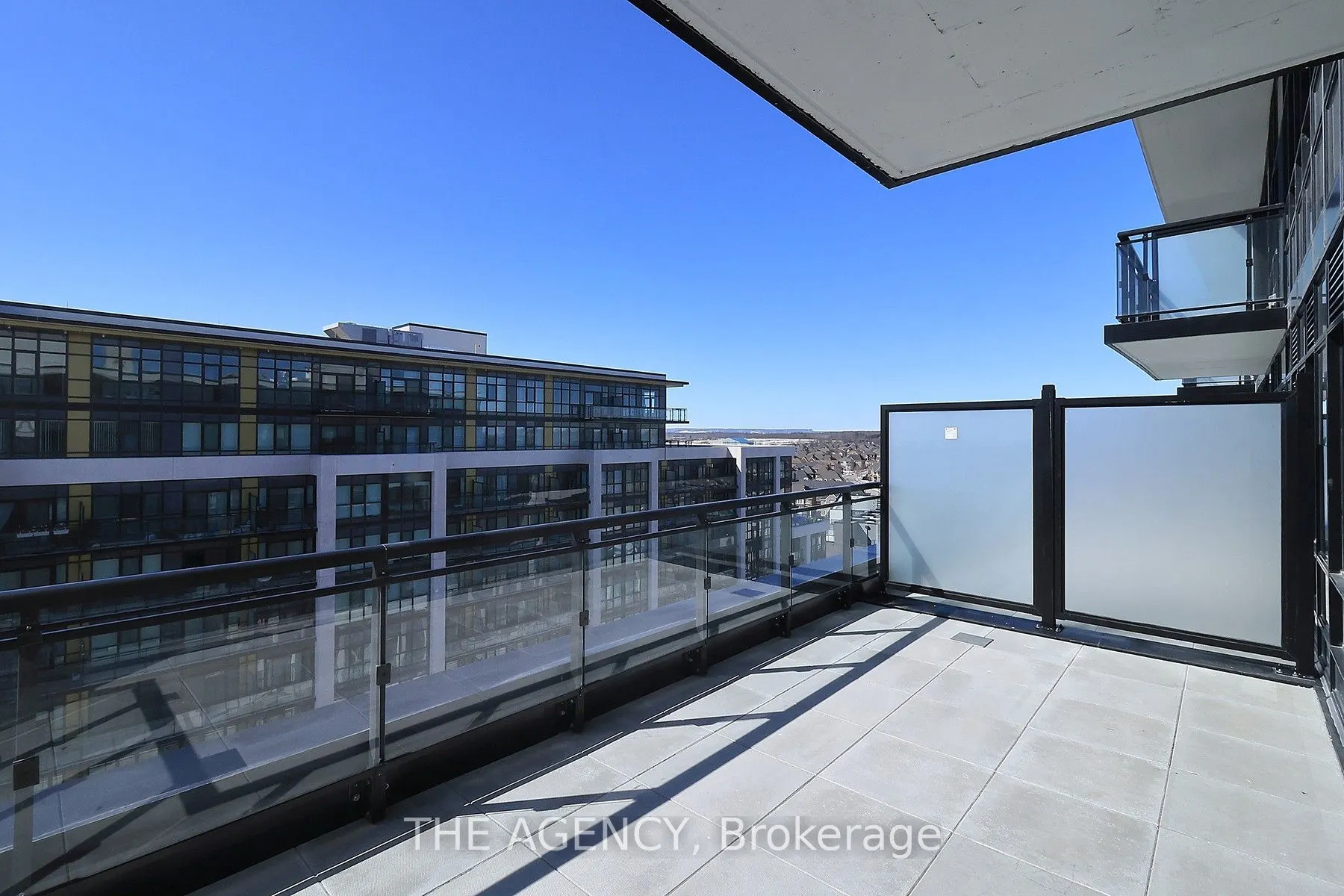 395 Dundas Street S, #19