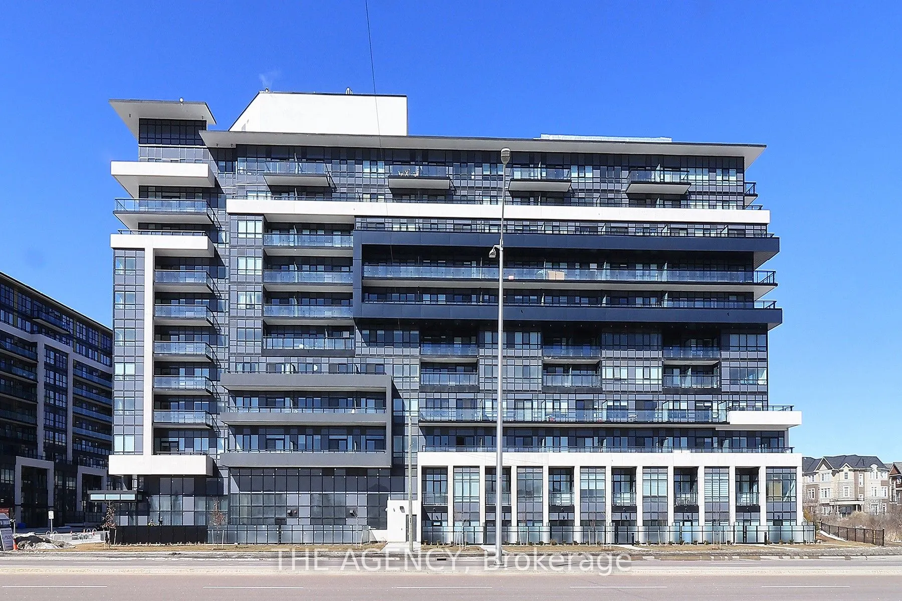 395 Dundas Street S, #19
